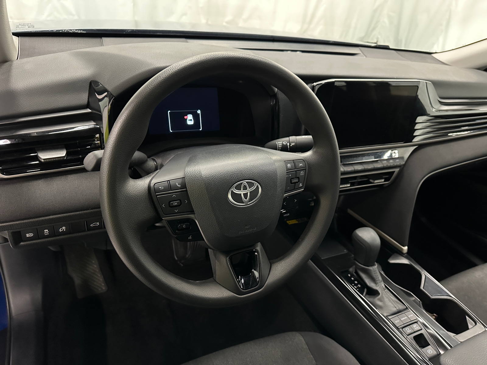 Thumbnail: 2025 Toyota Camry - 5