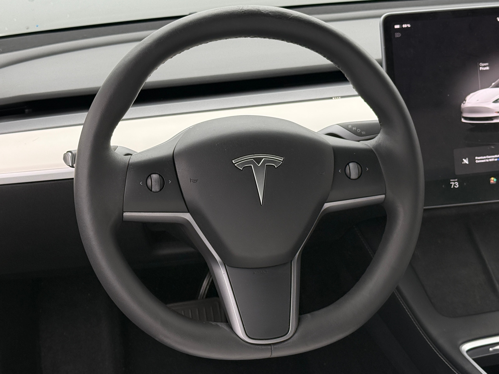 Thumbnail: 2022 Tesla Model 3 - 4