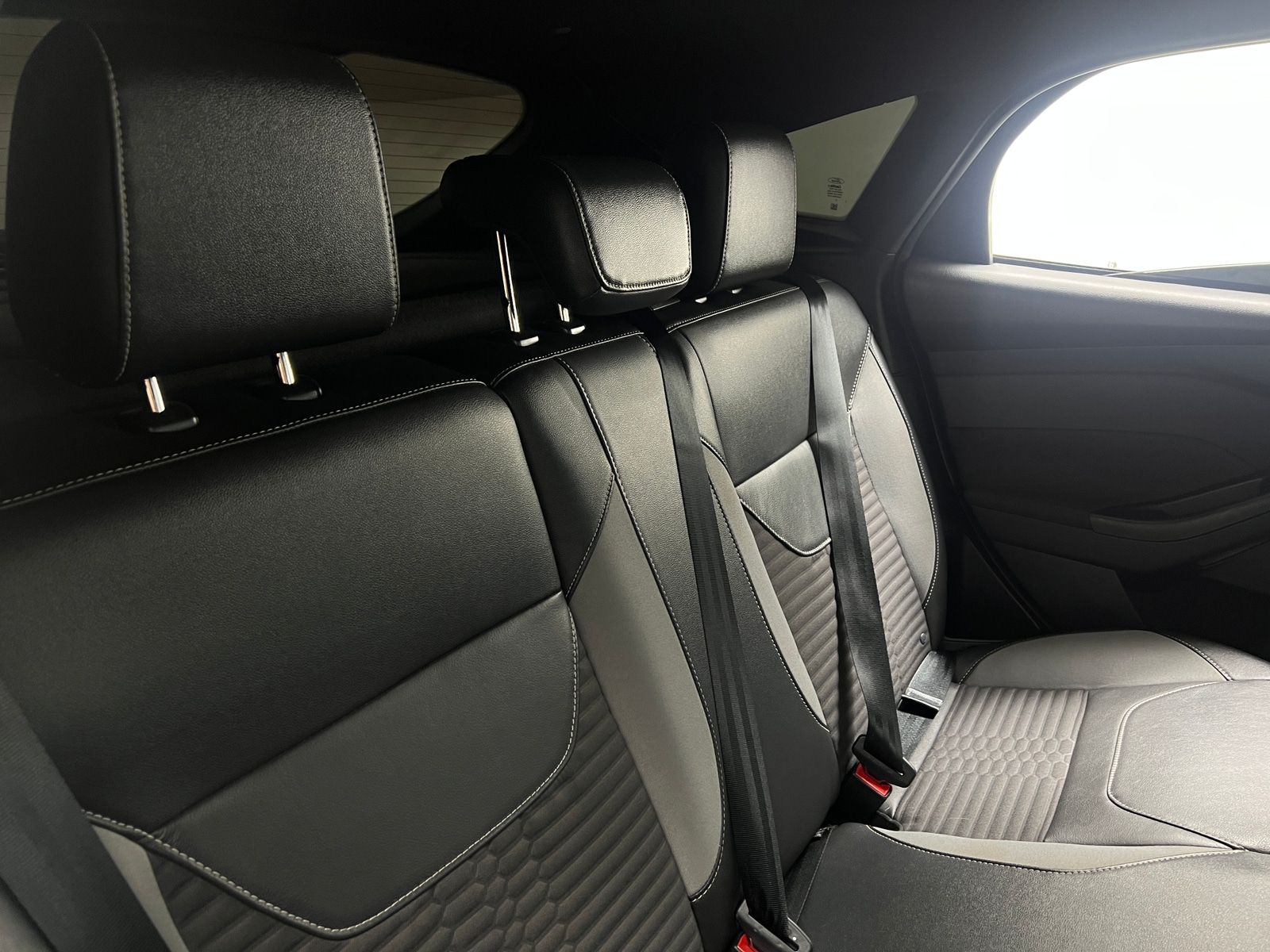 Thumbnail: 2018 Ford Focus - 6