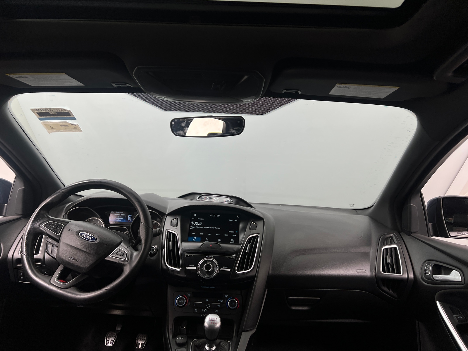 Thumbnail: 2018 Ford Focus - 3