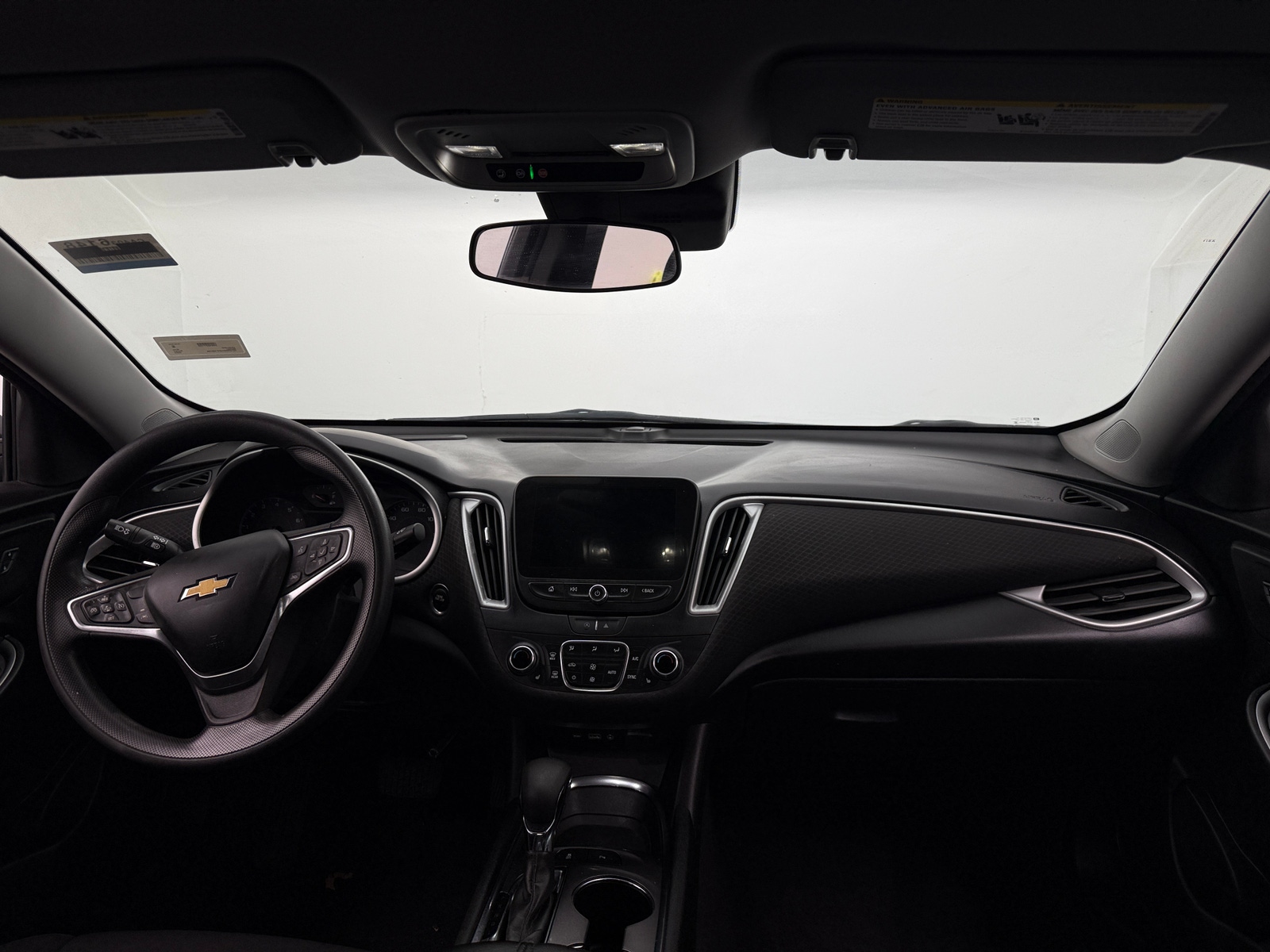 Thumbnail: 2023 Chevrolet Malibu - 3