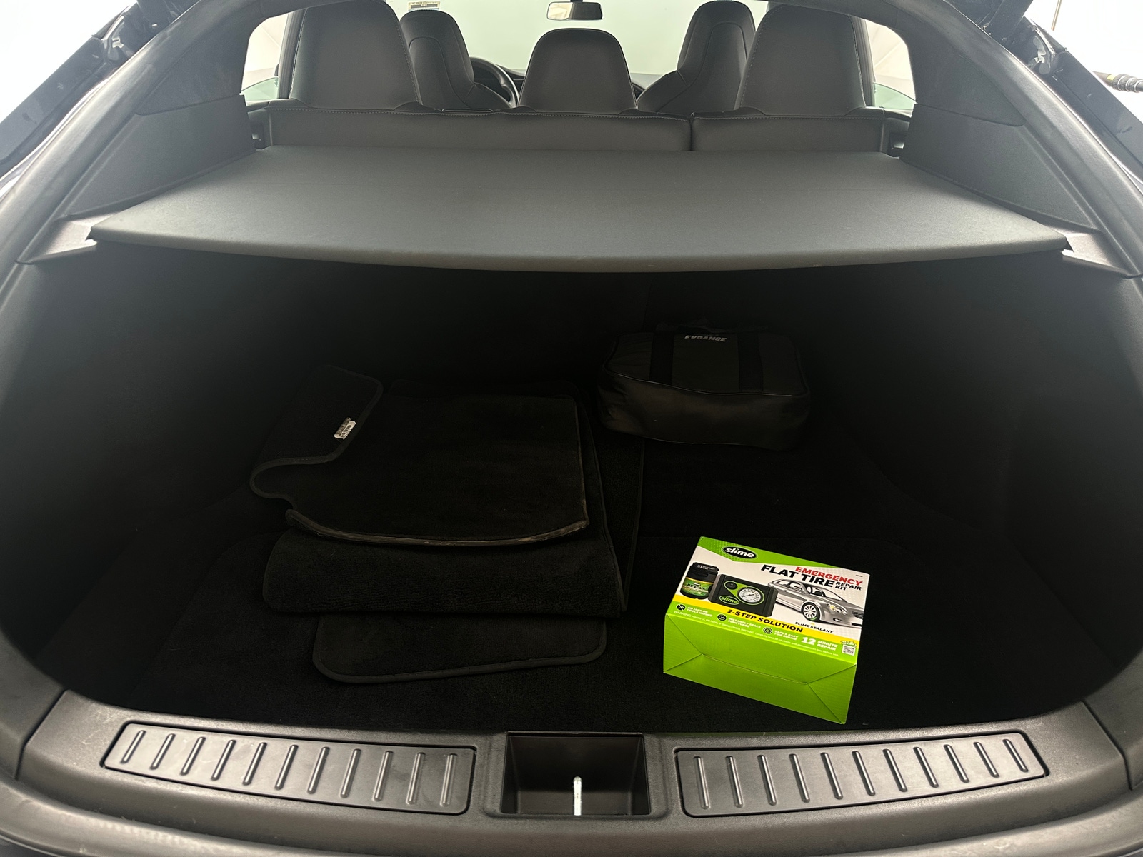 Thumbnail: 2019 Tesla Model S - 6