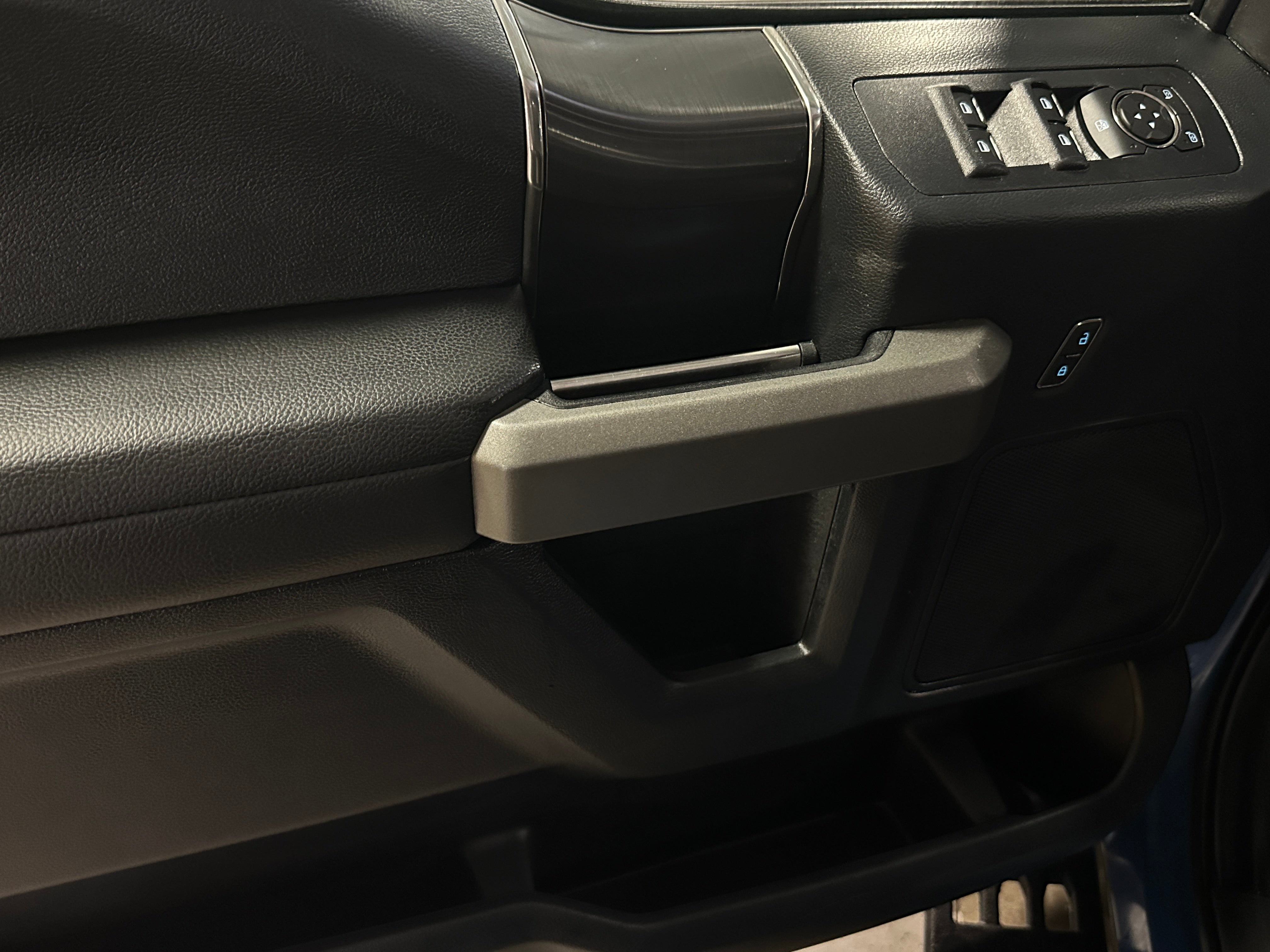 Used 2020 Ford F-150 Raptor with VIN 1FTEX1RG7LFA72144 for sale in Little Rock