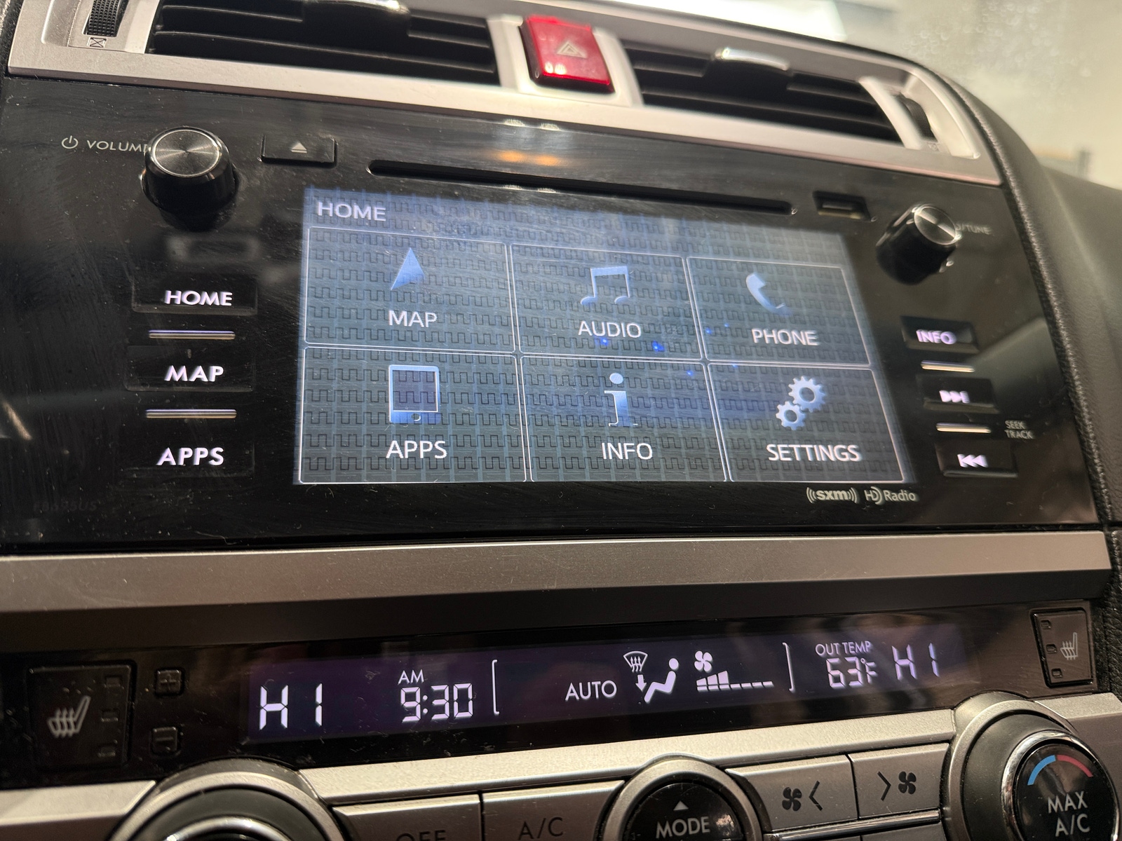 Thumbnail: 2016 Subaru Legacy - 3