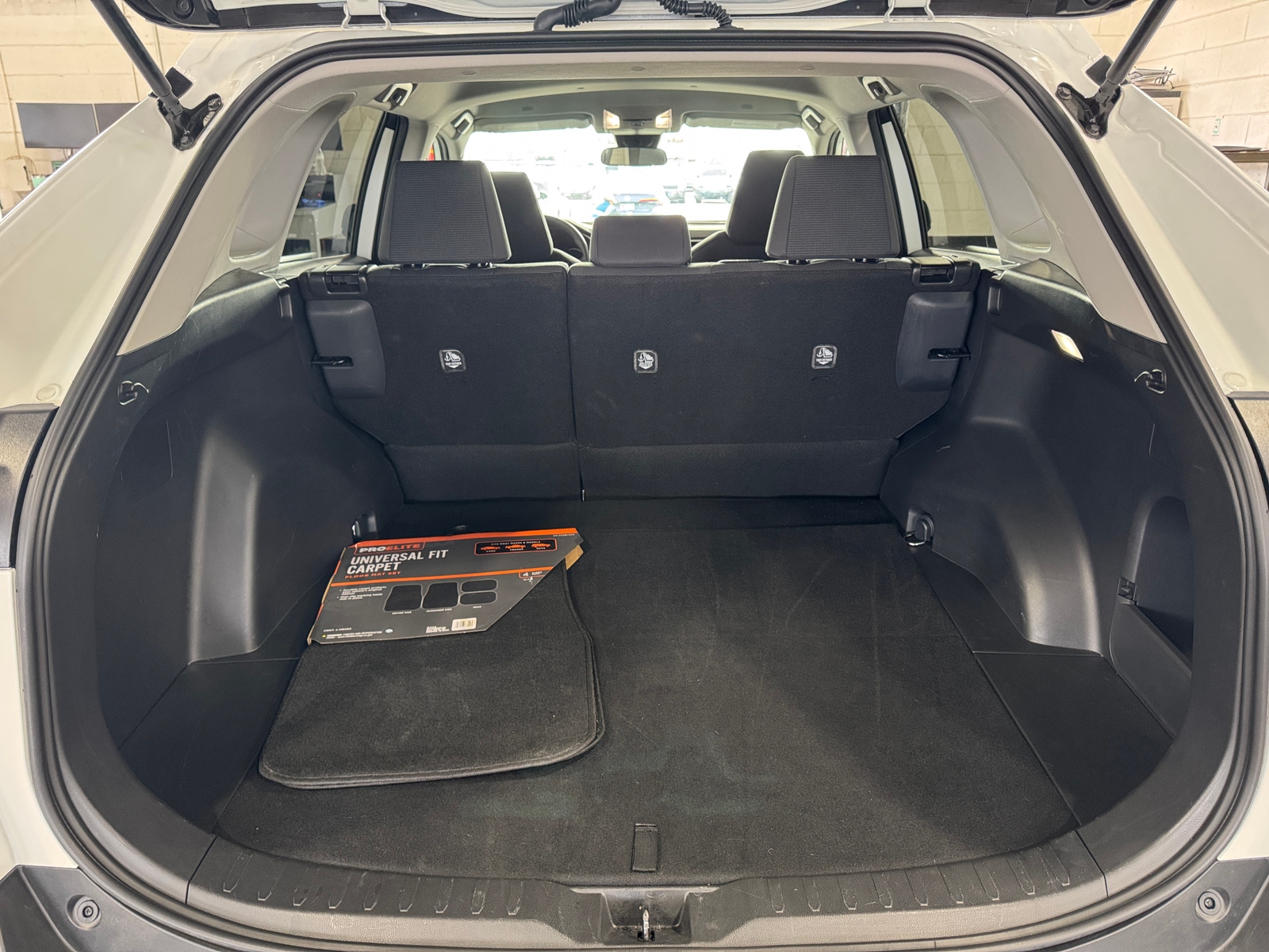 Thumbnail: 2025 Toyota RAV4 - 7