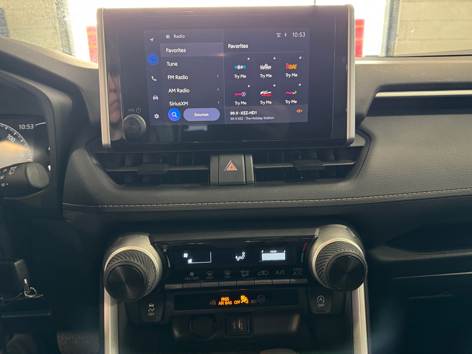 Thumbnail: 2025 Toyota RAV4 - 4