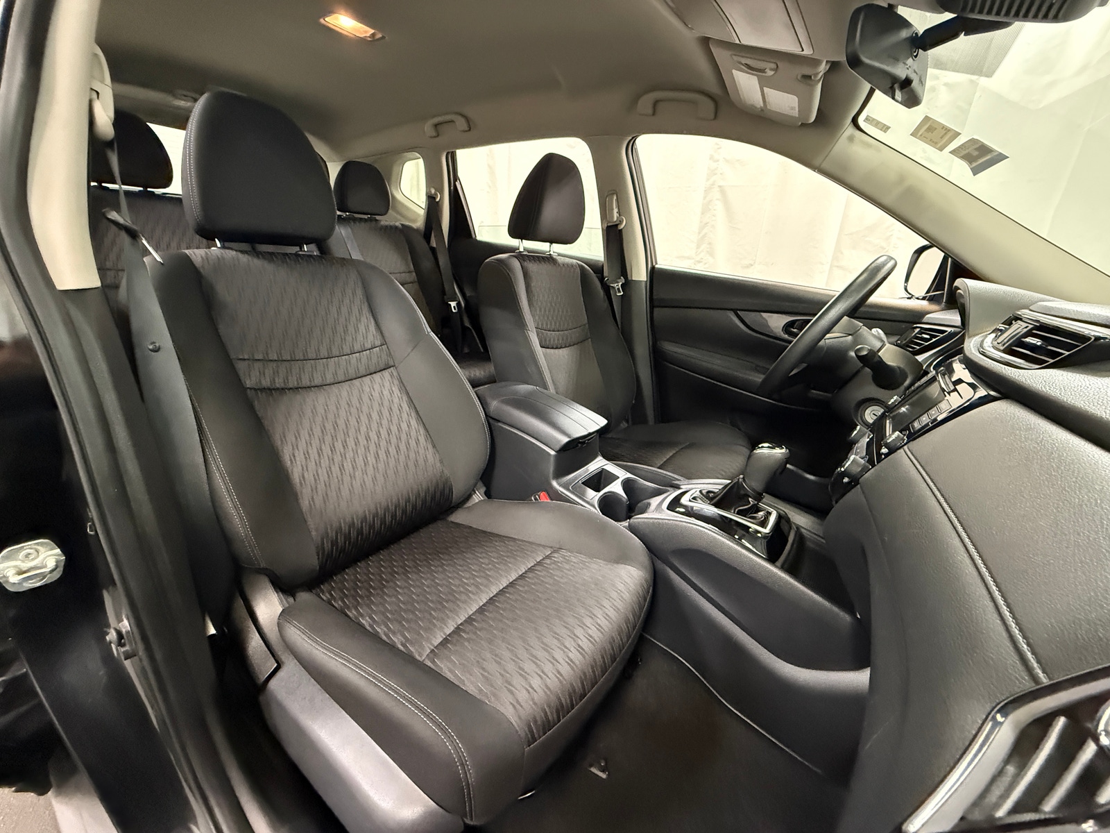 Thumbnail: 2020 Nissan Rogue - 2