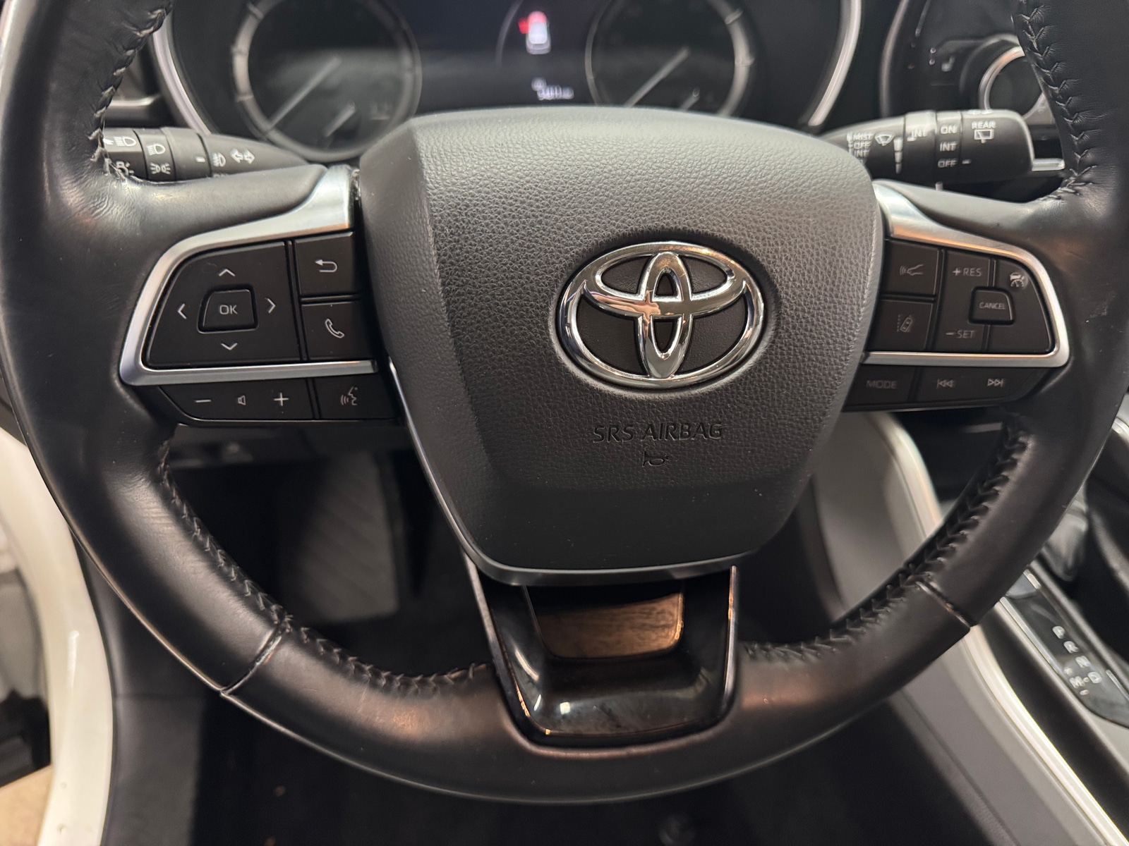 Thumbnail: 2021 Toyota Highlander - 4