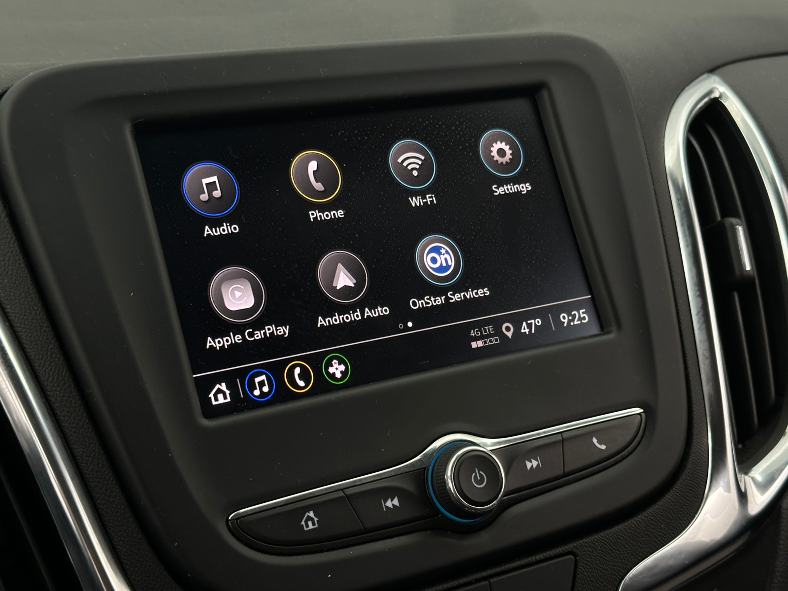 Thumbnail: 2024 Chevrolet Equinox - 4