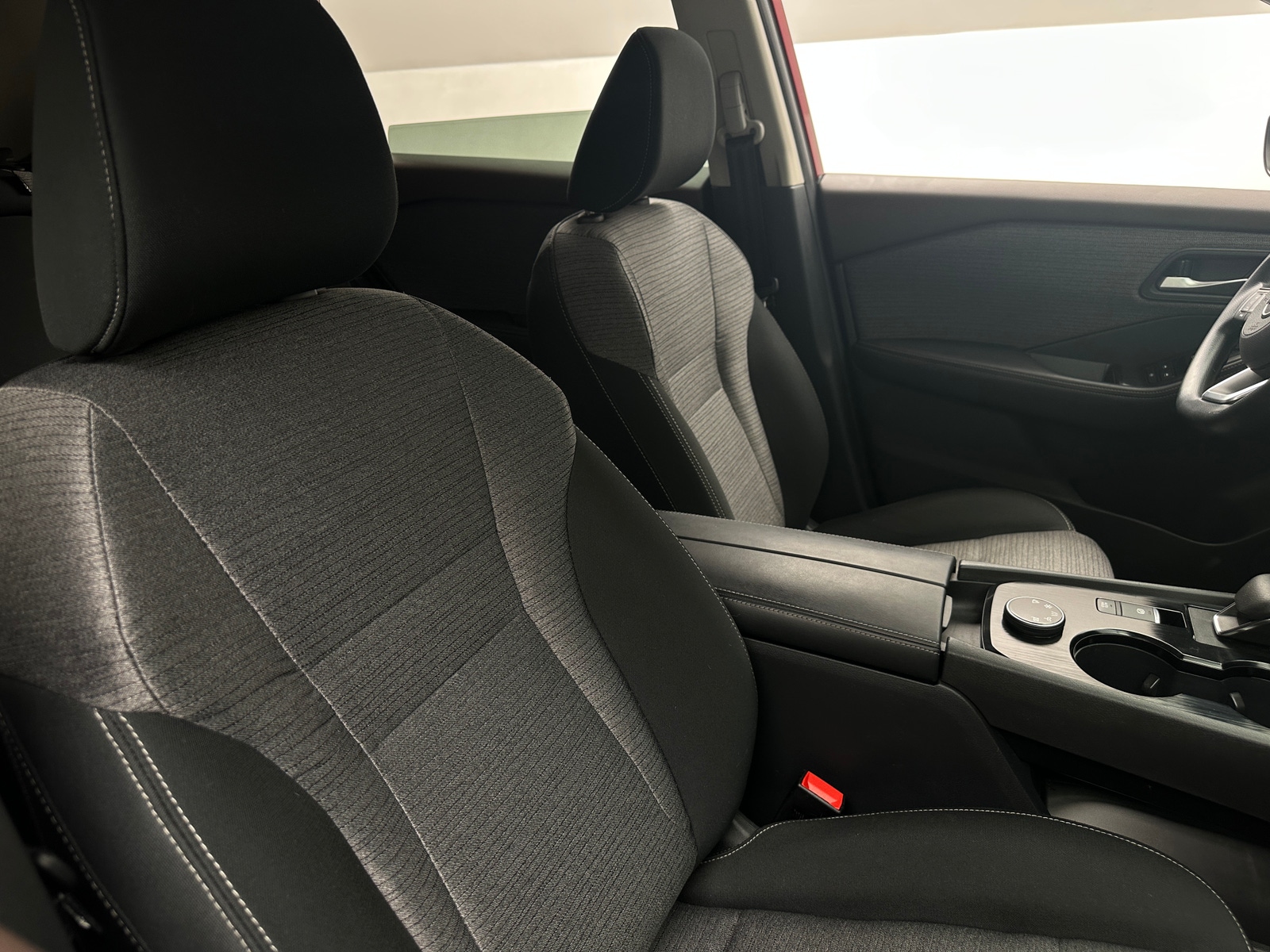 Thumbnail: 2023 Nissan Rogue - 2