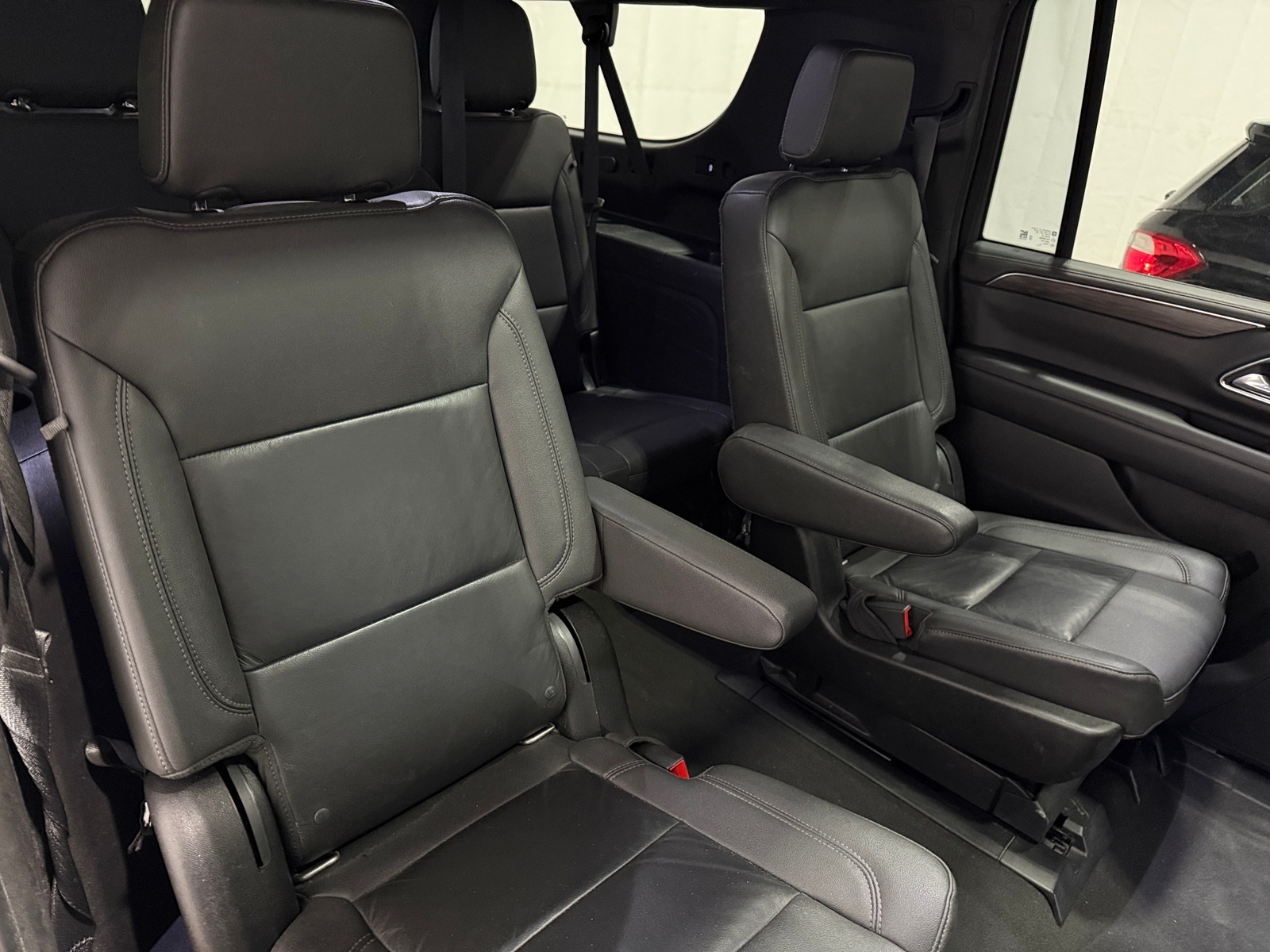 Thumbnail: 2021 Chevrolet Suburban - 5