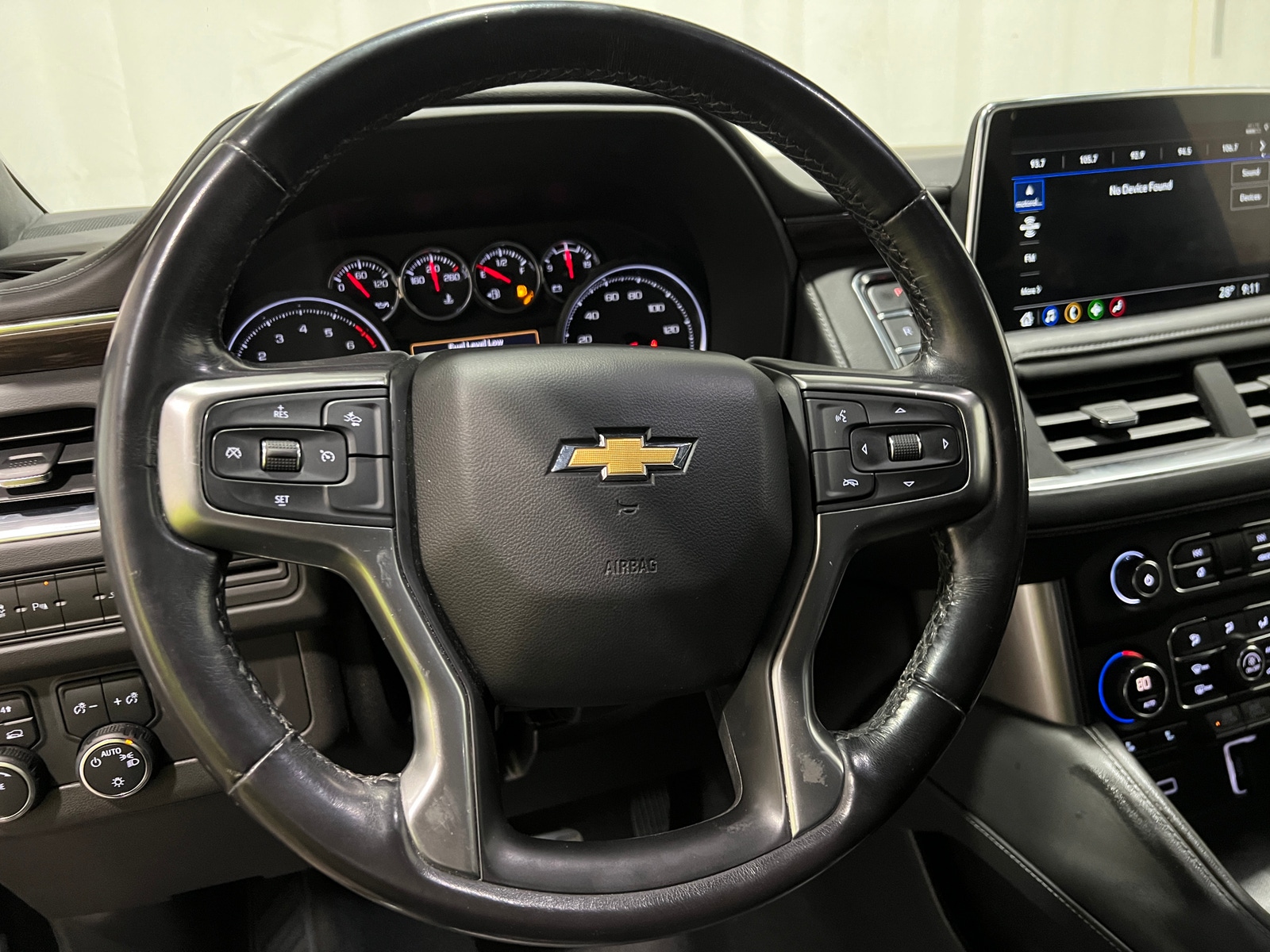 Thumbnail: 2021 Chevrolet Suburban - 4