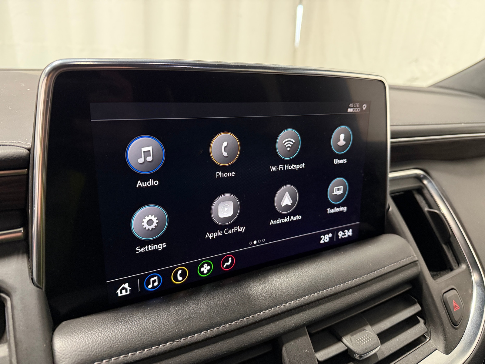 Thumbnail: 2021 Chevrolet Suburban - 3