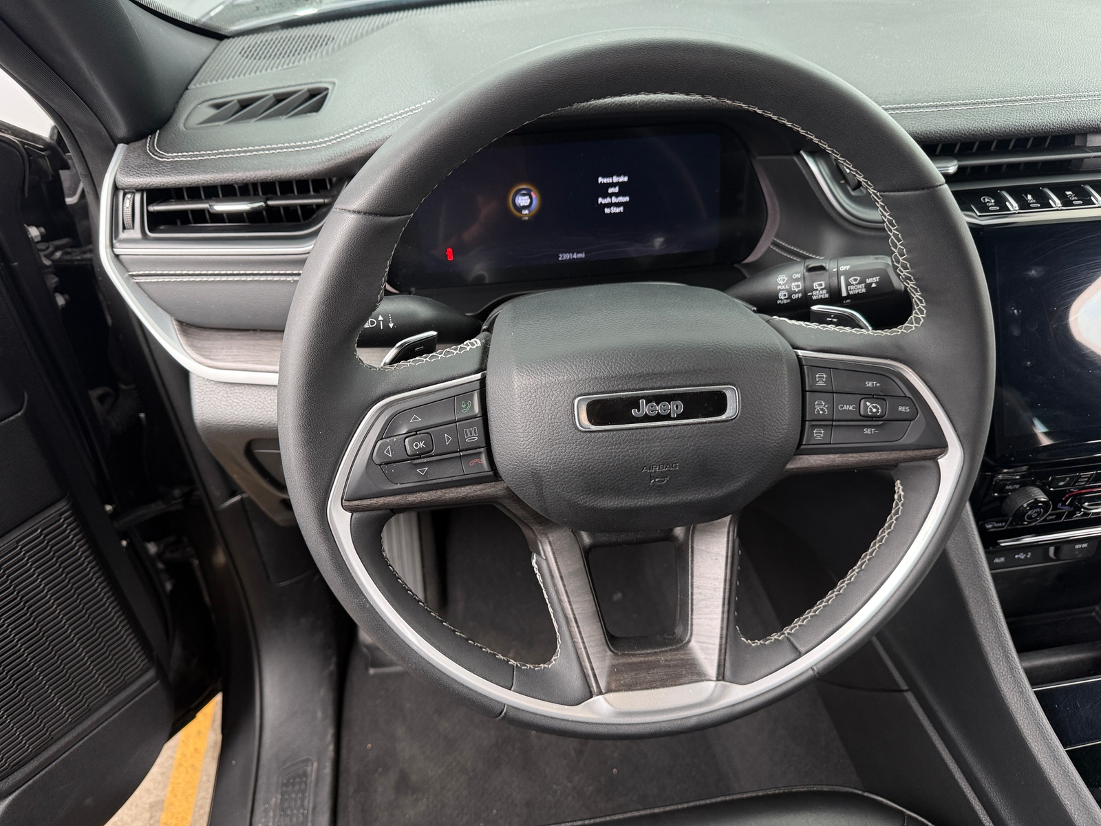 Thumbnail: 2024 Jeep Grand Cherokee - 4