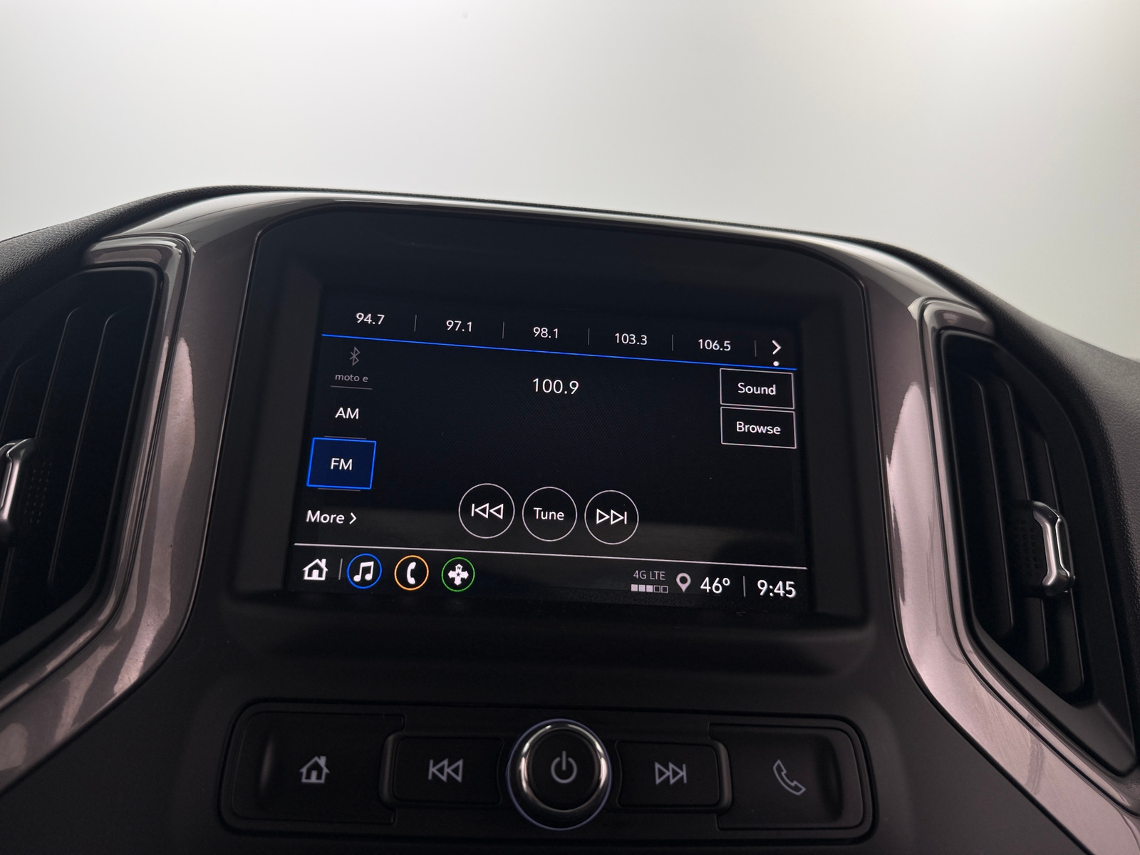 Thumbnail: 2024 Chevrolet Silverado 1500 - 4