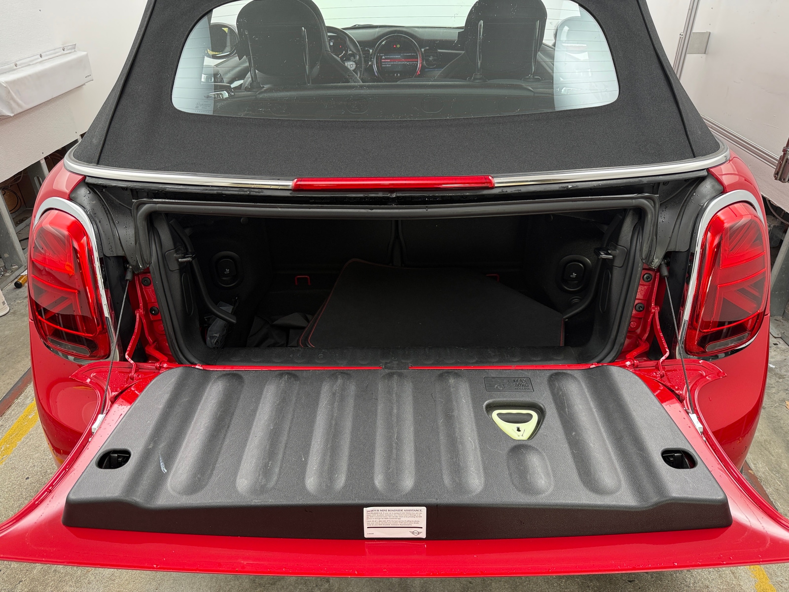 Thumbnail: 2023 MINI Cooper Convertible - 7