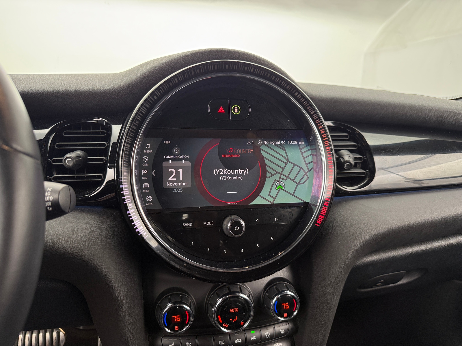 Thumbnail: 2023 MINI Cooper Convertible - 4