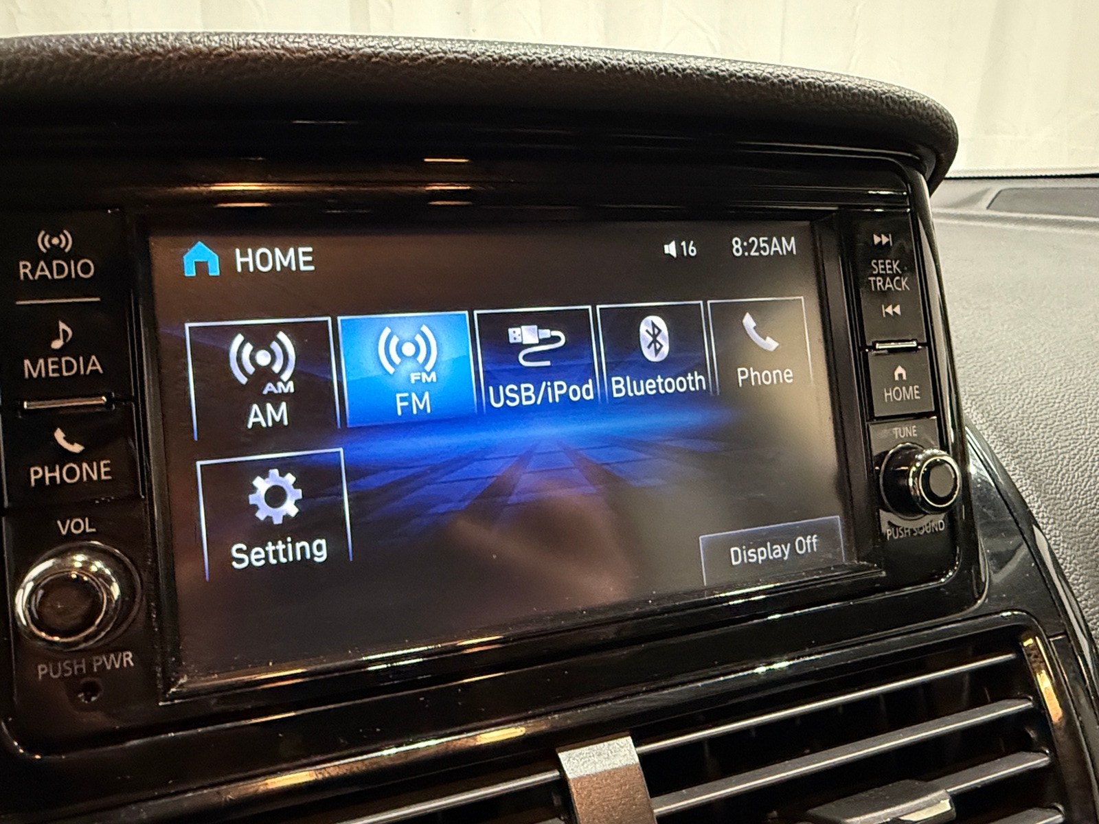 Thumbnail: 2023 Mitsubishi Eclipse Cross - 4