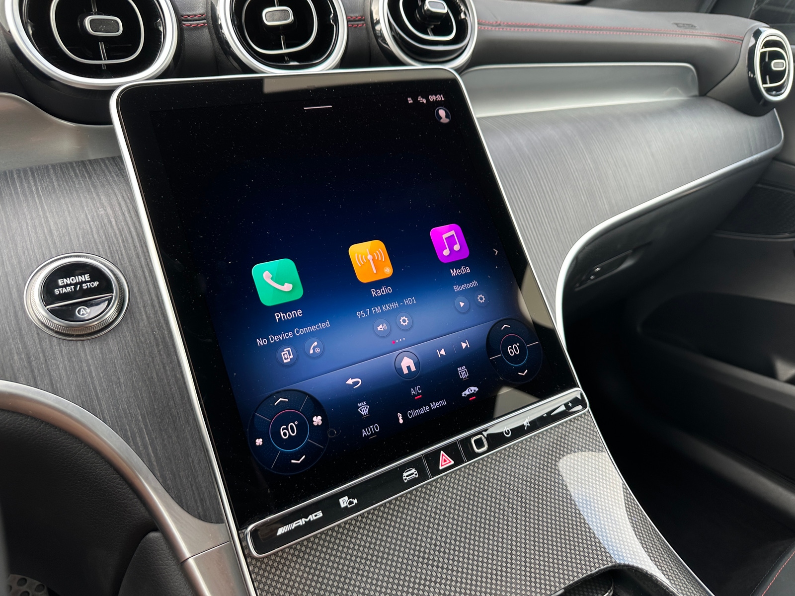 Thumbnail: 2025 Mercedes-Benz GLC - 3