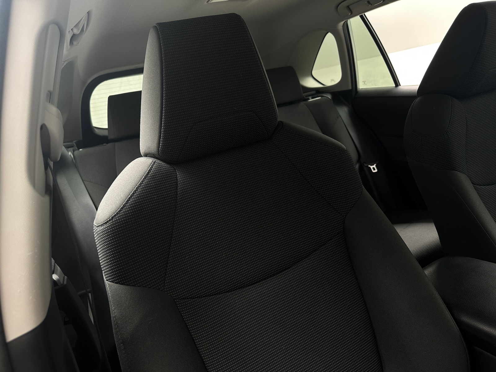 Thumbnail: 2021 Toyota RAV4 - 2