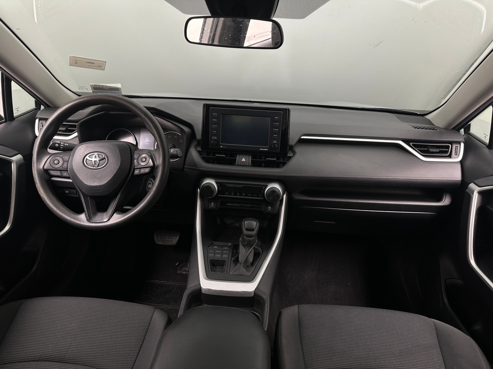 Thumbnail: 2021 Toyota RAV4 - 3