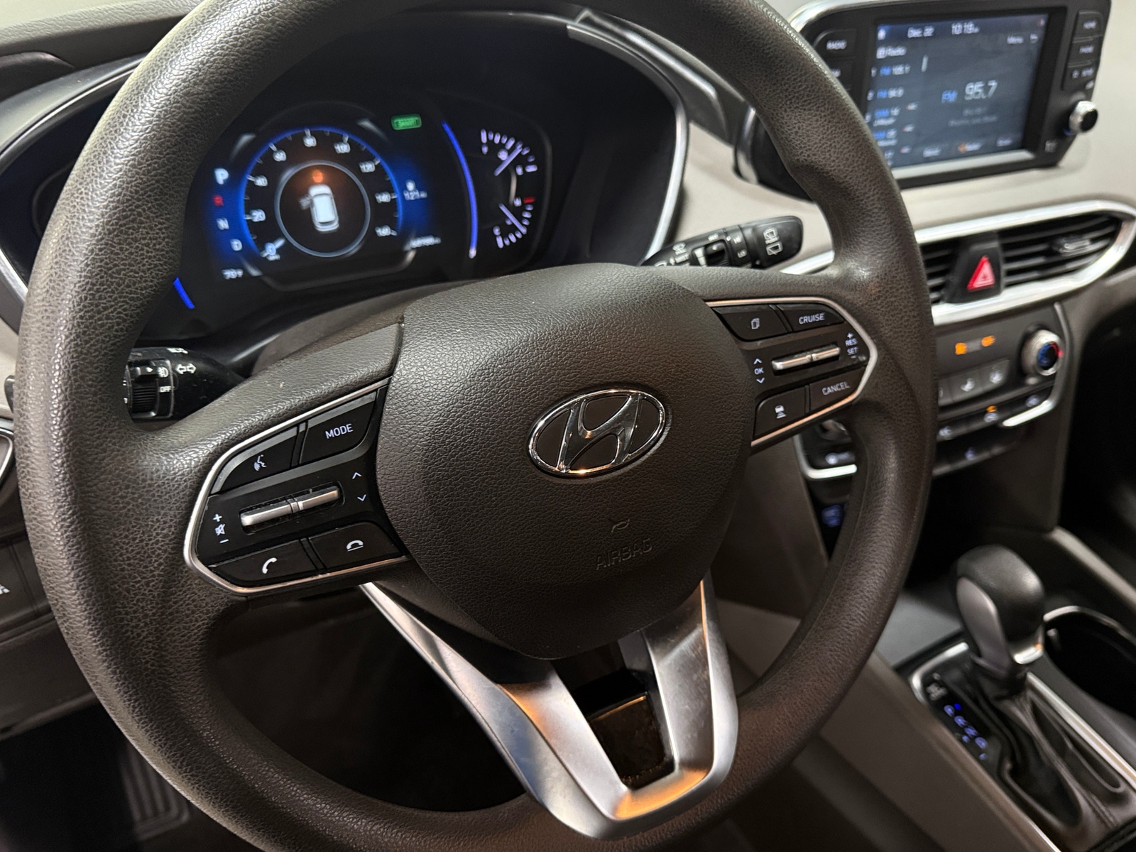 Thumbnail: 2020 Hyundai Santa Fe - 5