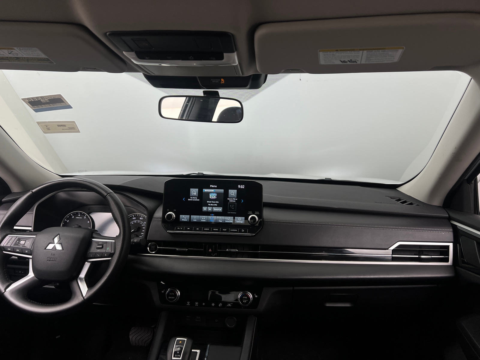 Thumbnail: 2024 Mitsubishi Outlander - 2