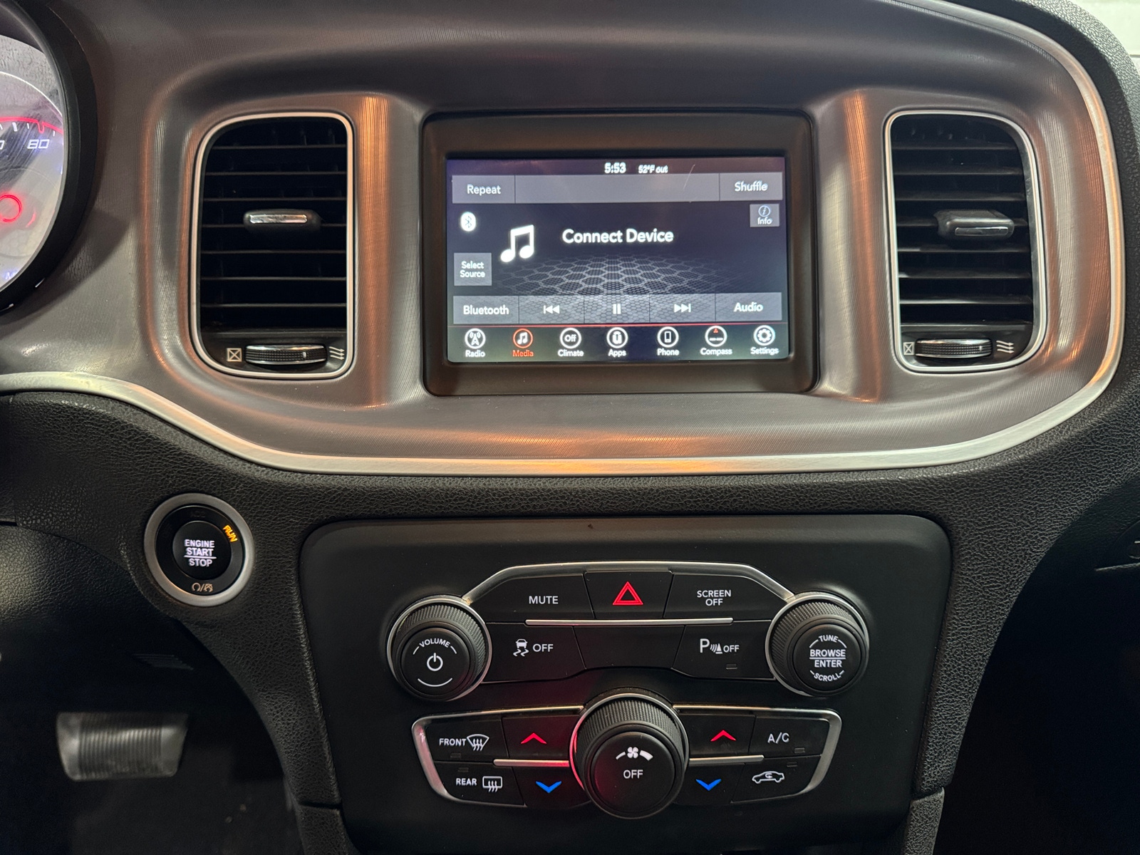 Thumbnail: 2022 Dodge Charger - 4