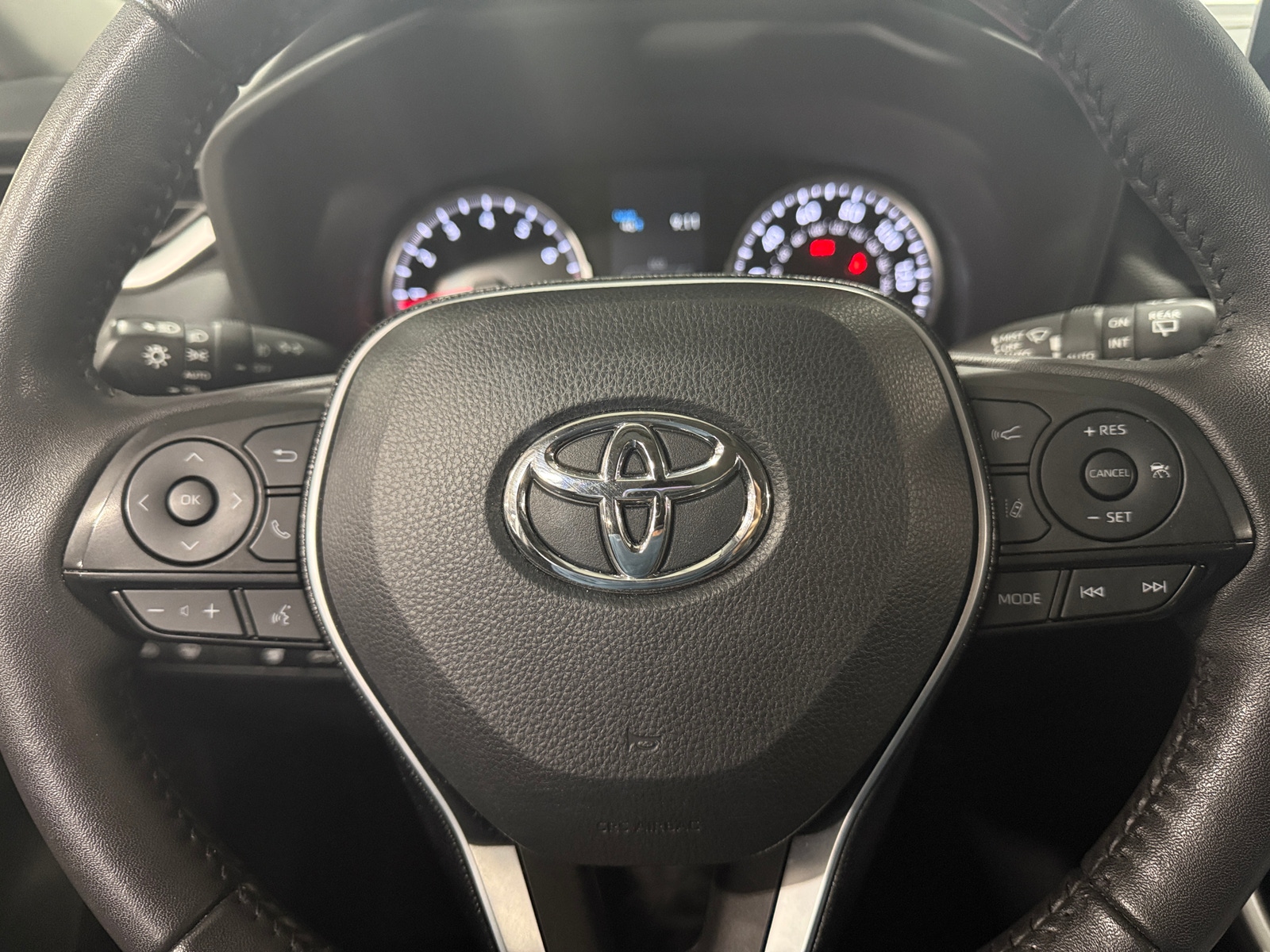 Thumbnail: 2021 Toyota RAV4 - 5