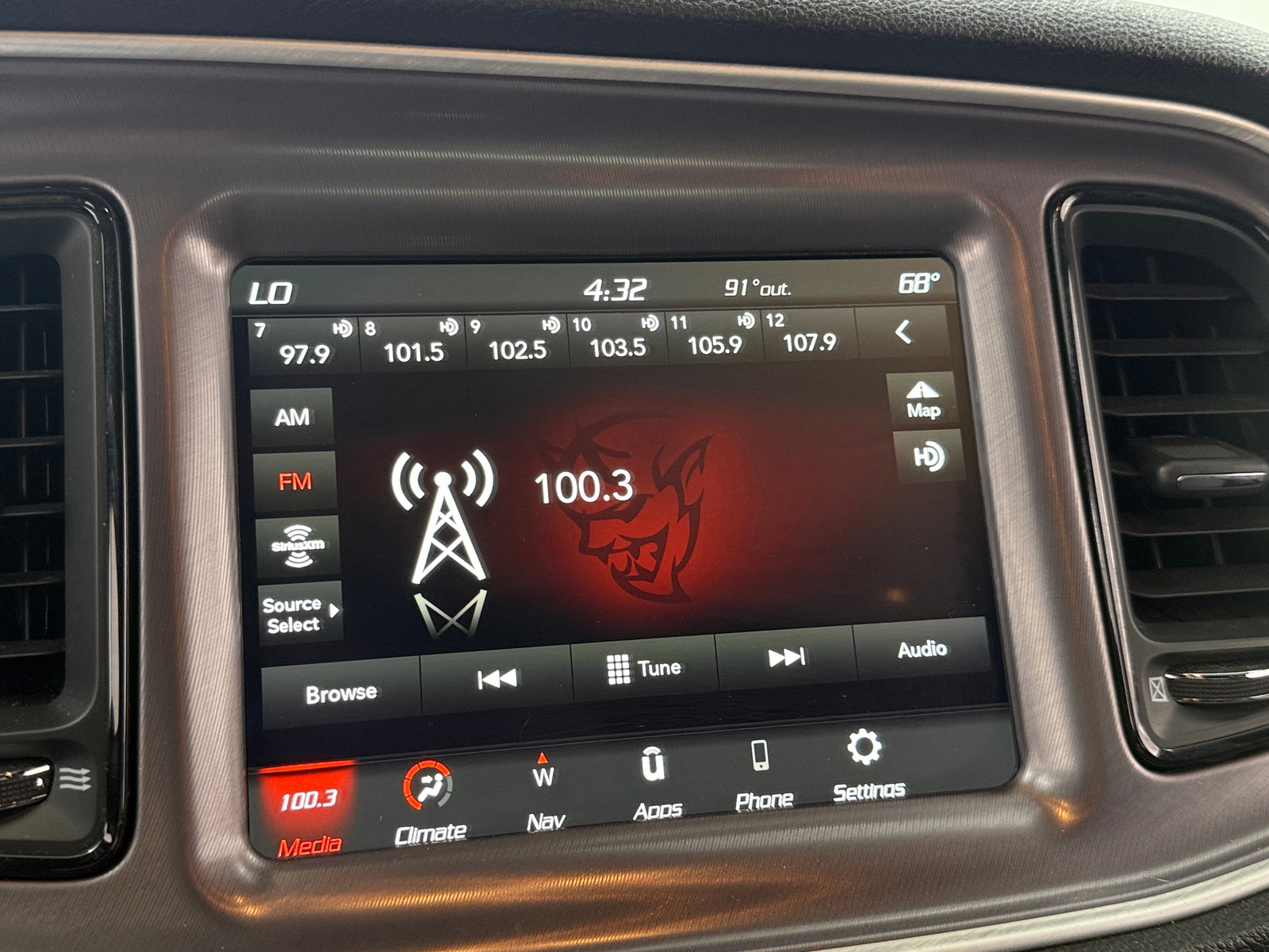 Thumbnail: 2020 Dodge Challenger - 3