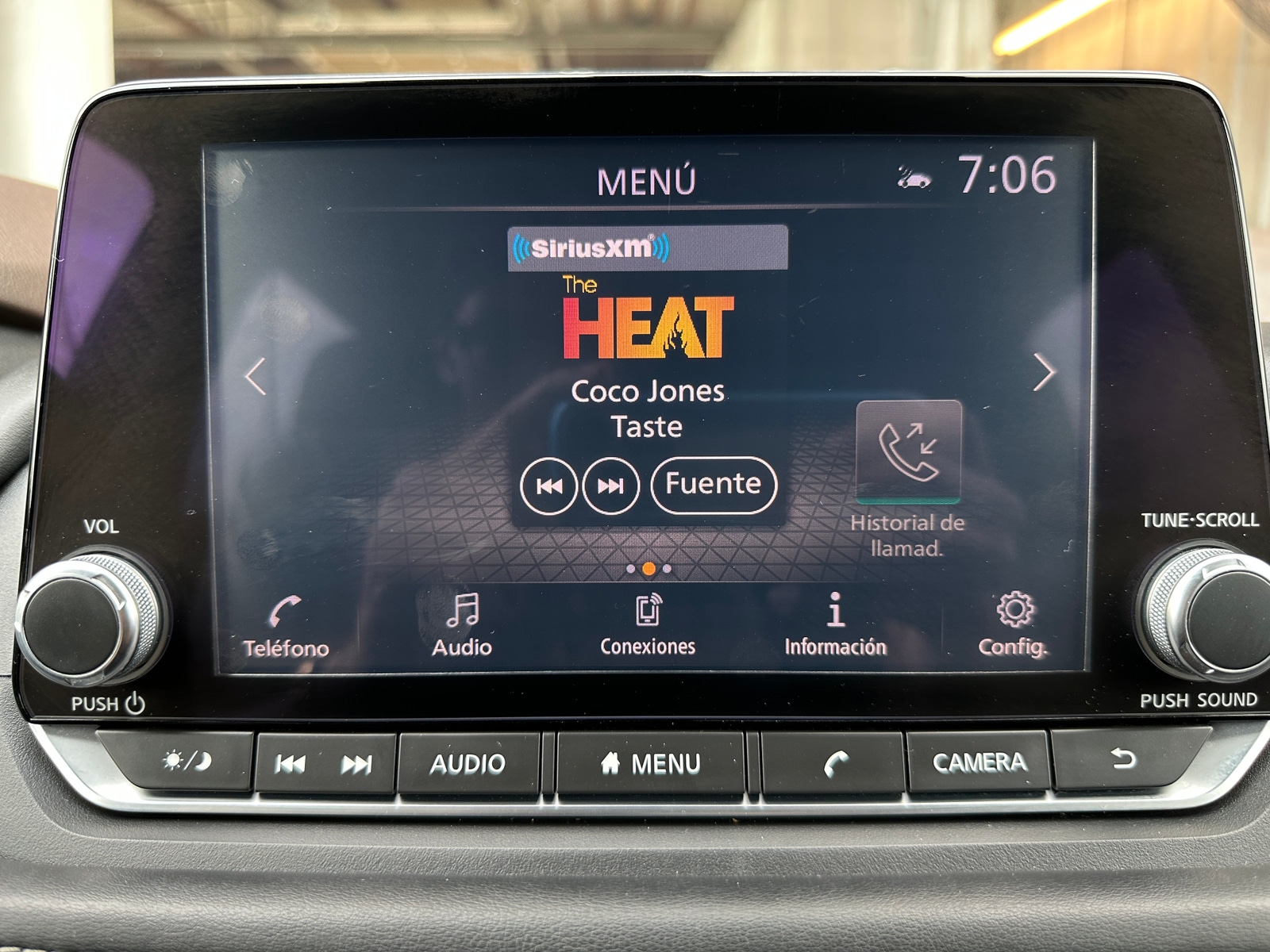 Thumbnail: 2021 Nissan Rogue - 3