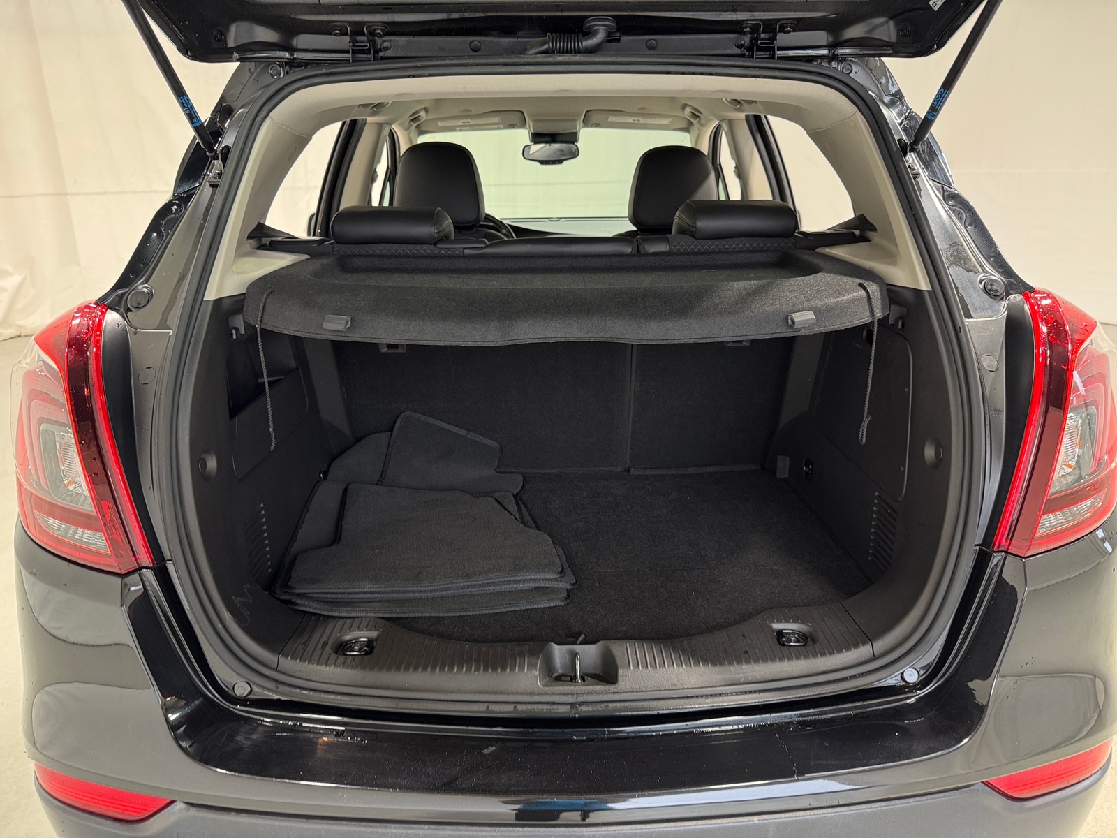 Thumbnail: 2019 Buick Encore - 7