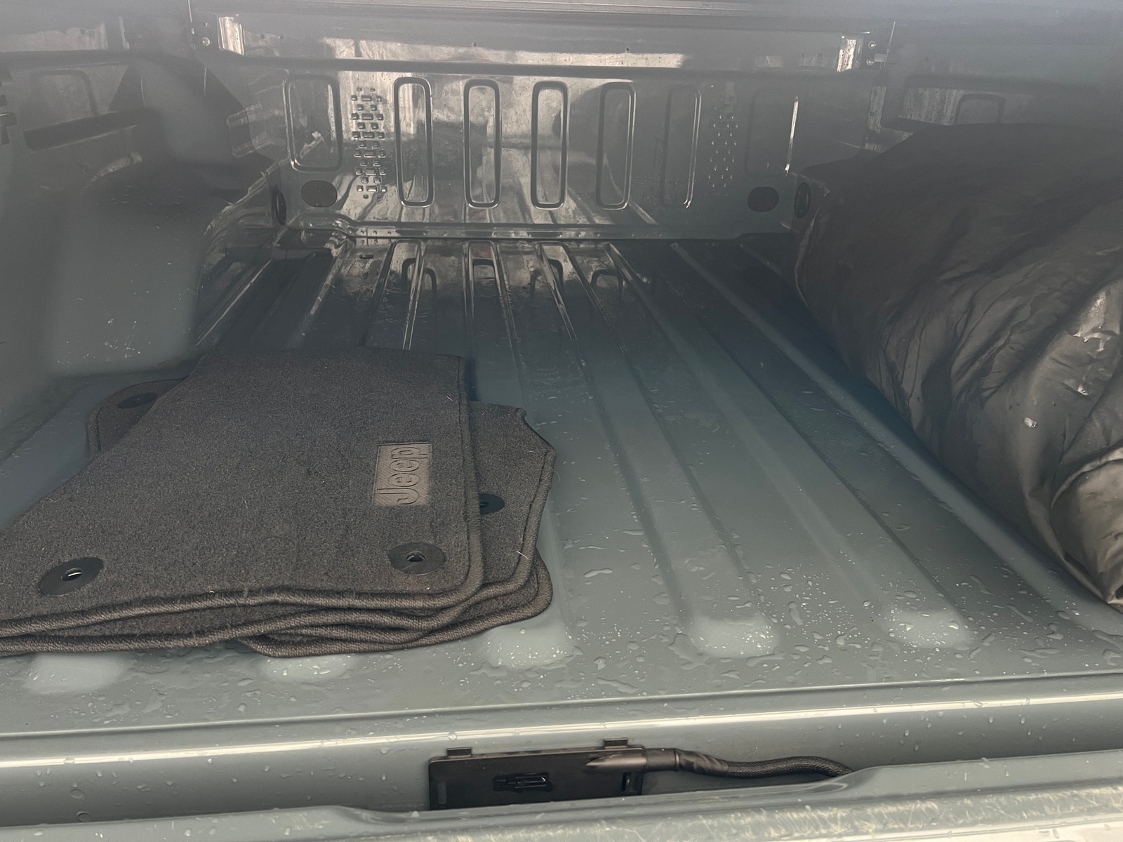 Thumbnail: 2024 Jeep Gladiator - 7