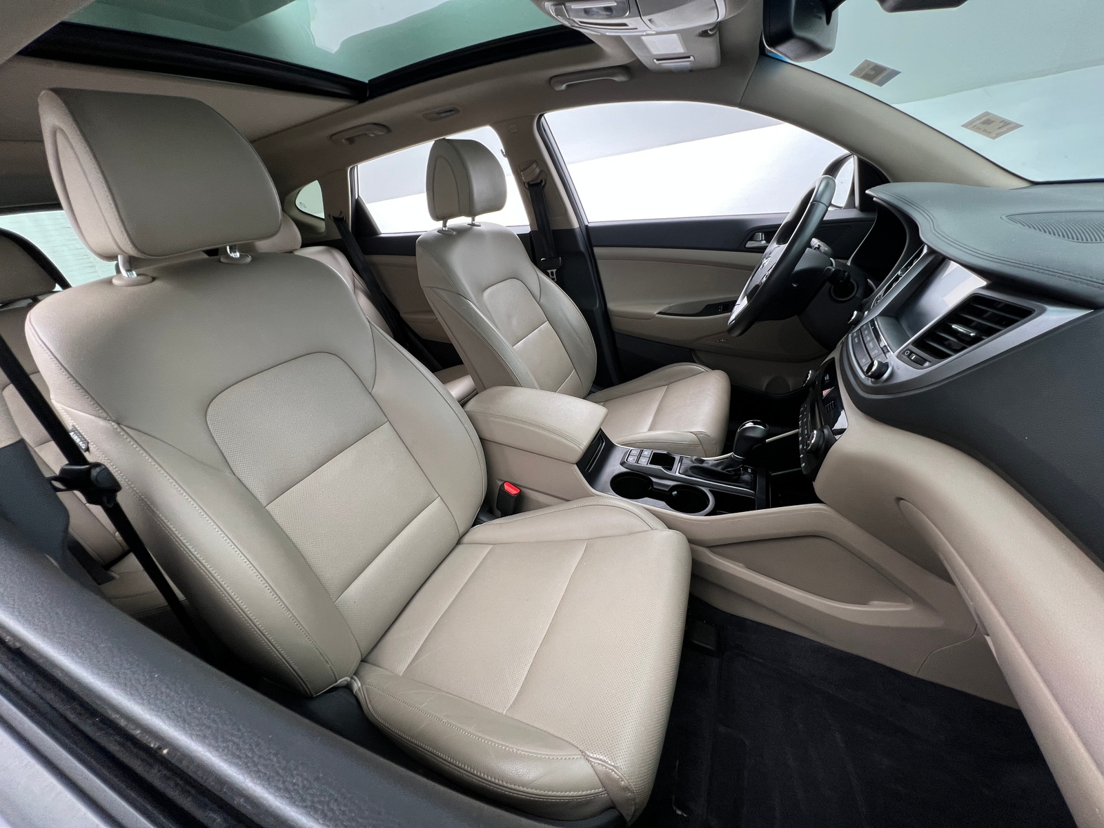 Thumbnail: 2017 Hyundai Tucson - 2