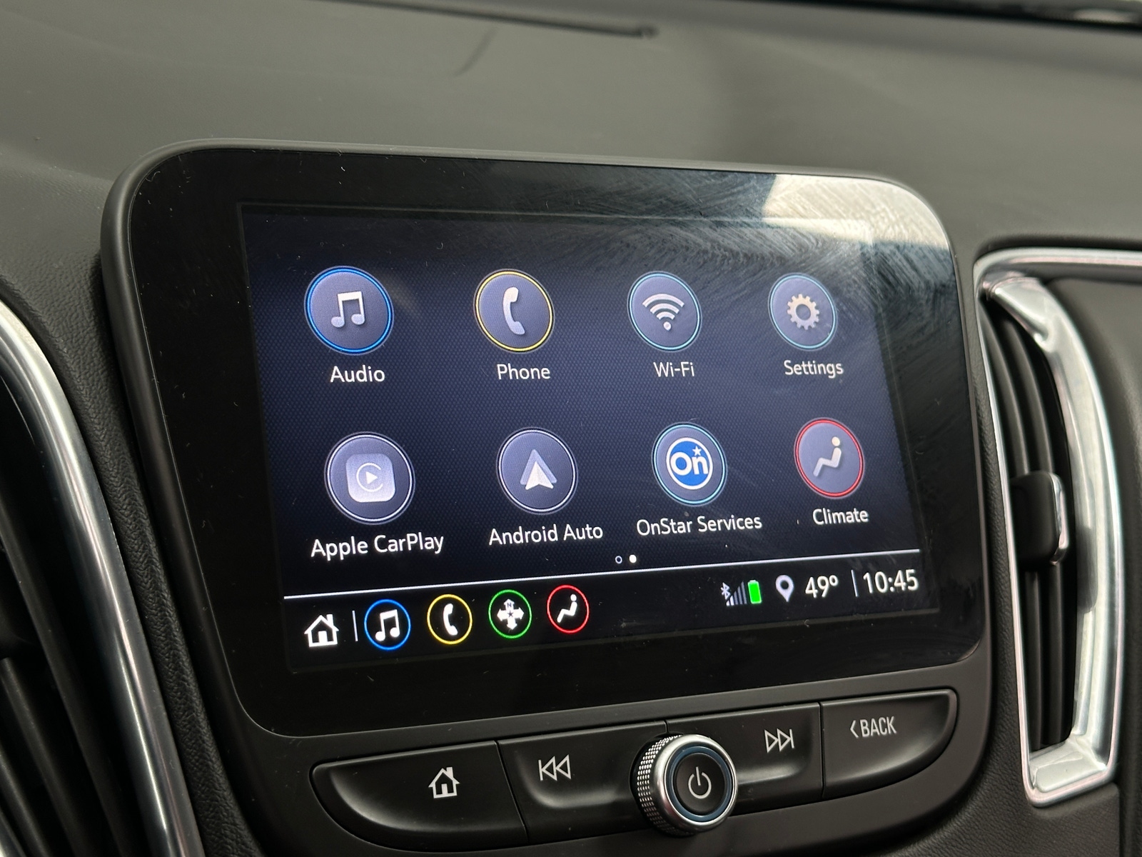 Thumbnail: 2021 Chevrolet Malibu - 4