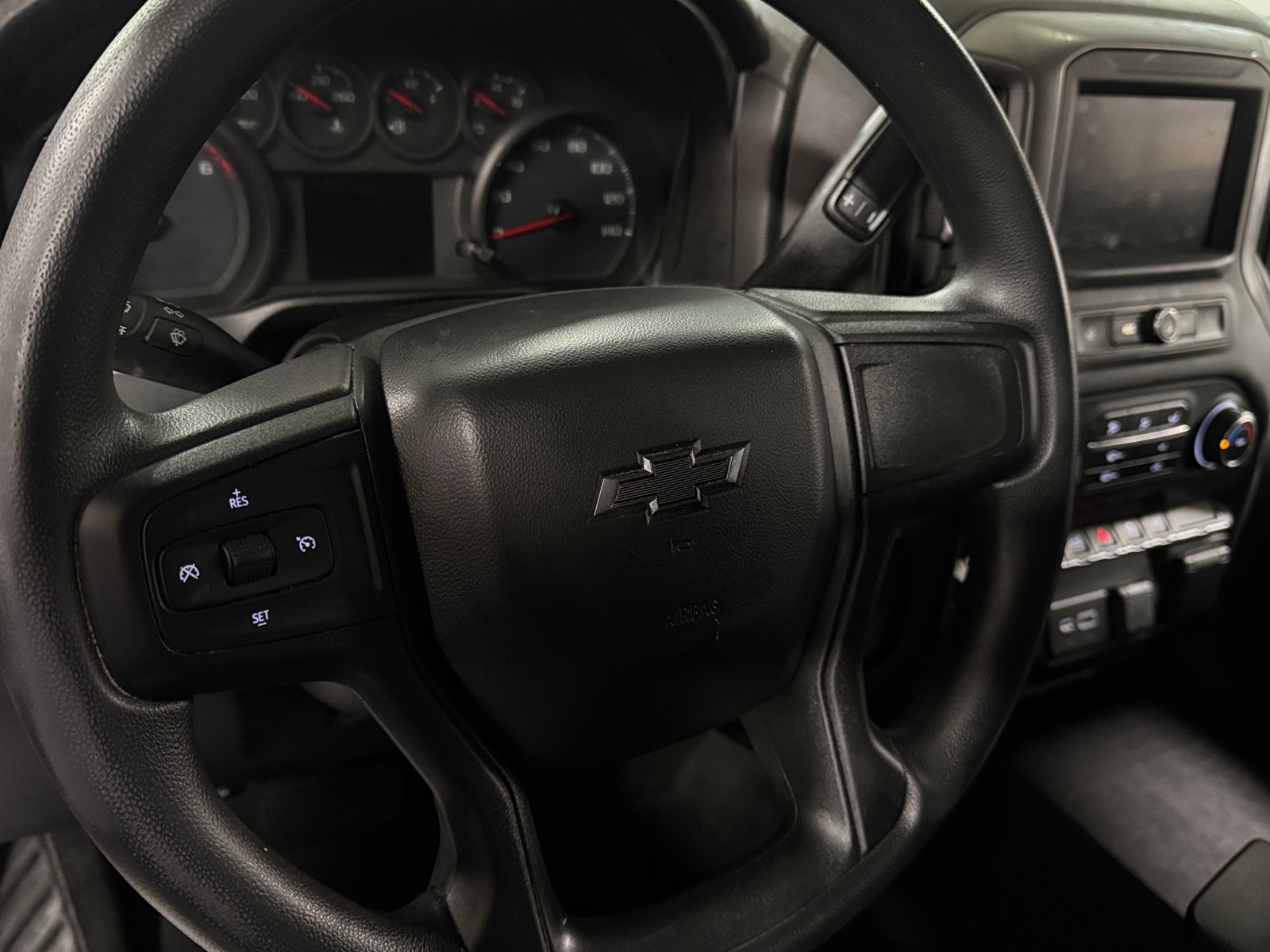 Thumbnail: 2021 Chevrolet Silverado 1500 - 5