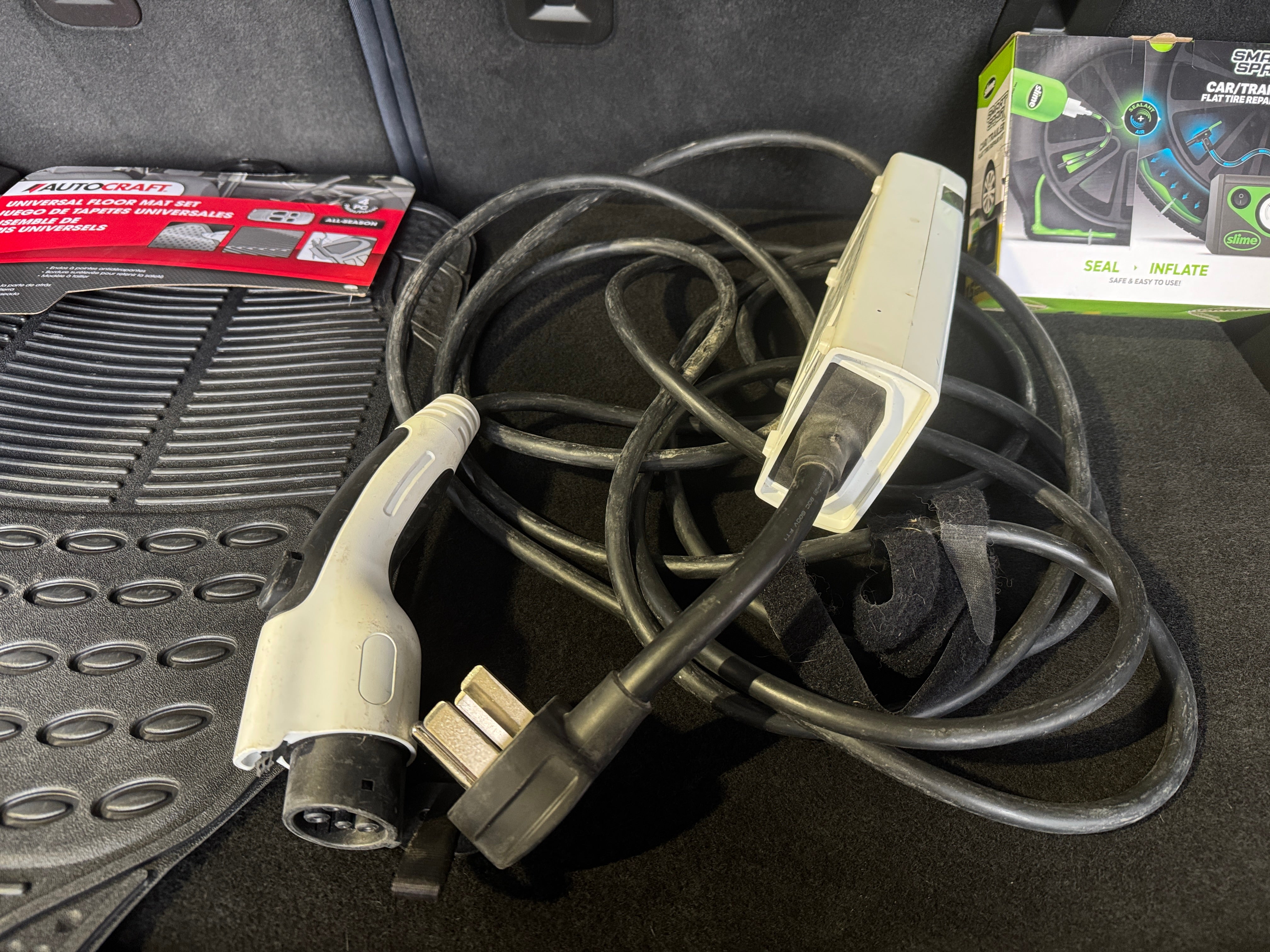 Used 2022 Chevrolet Bolt EUV LT with VIN 1G1FY6S07N4127517 for sale in Oak Creek, WI