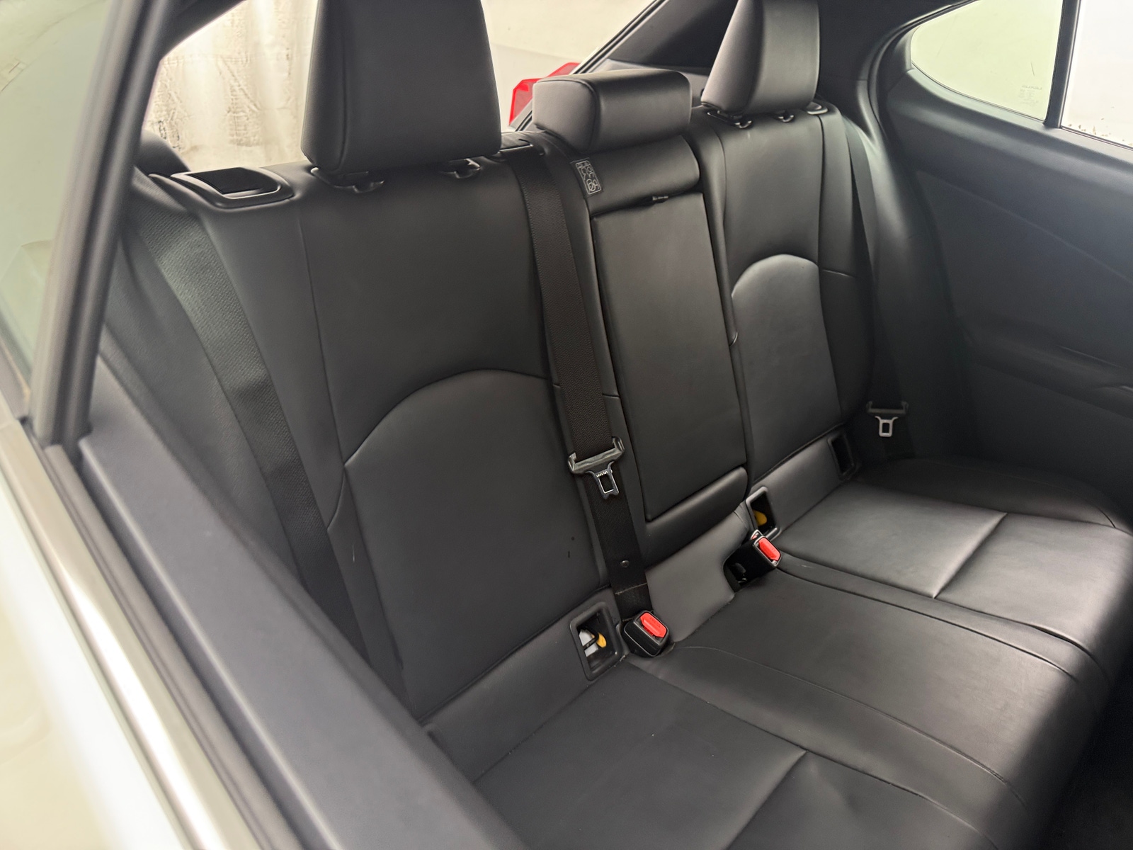 Thumbnail: 2020 Lexus UX - 6