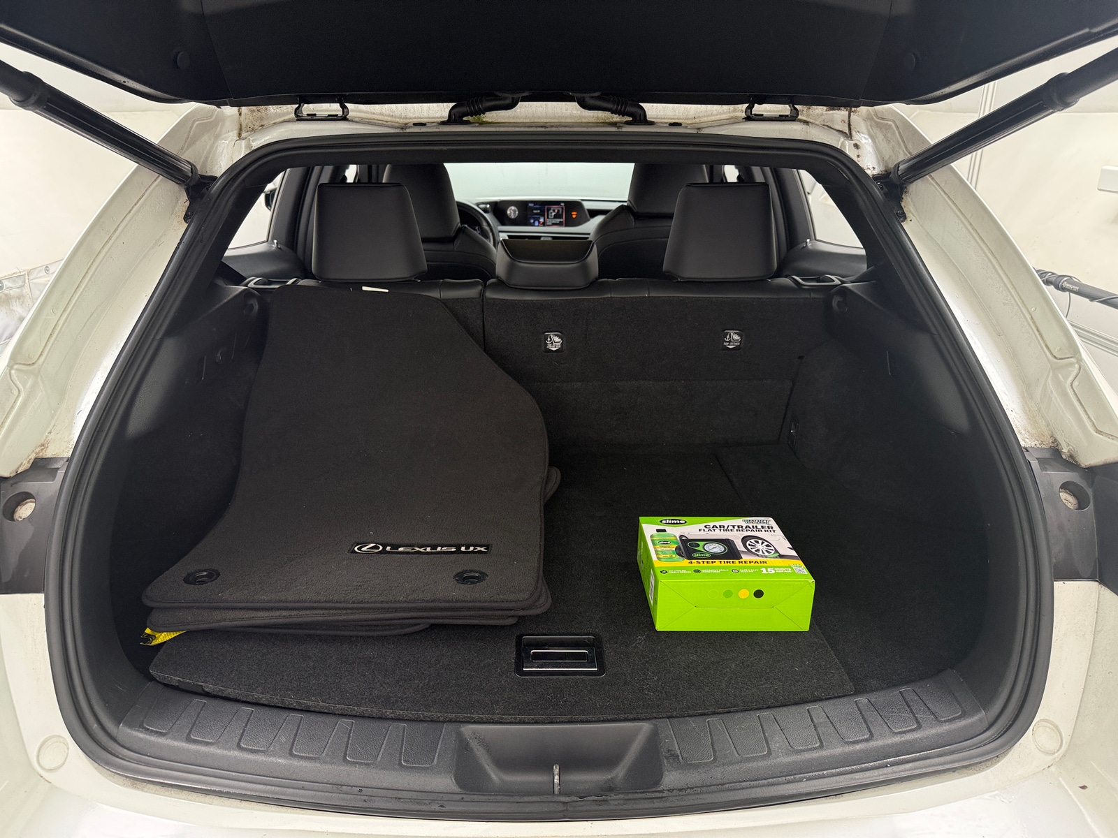 Thumbnail: 2020 Lexus UX - 7