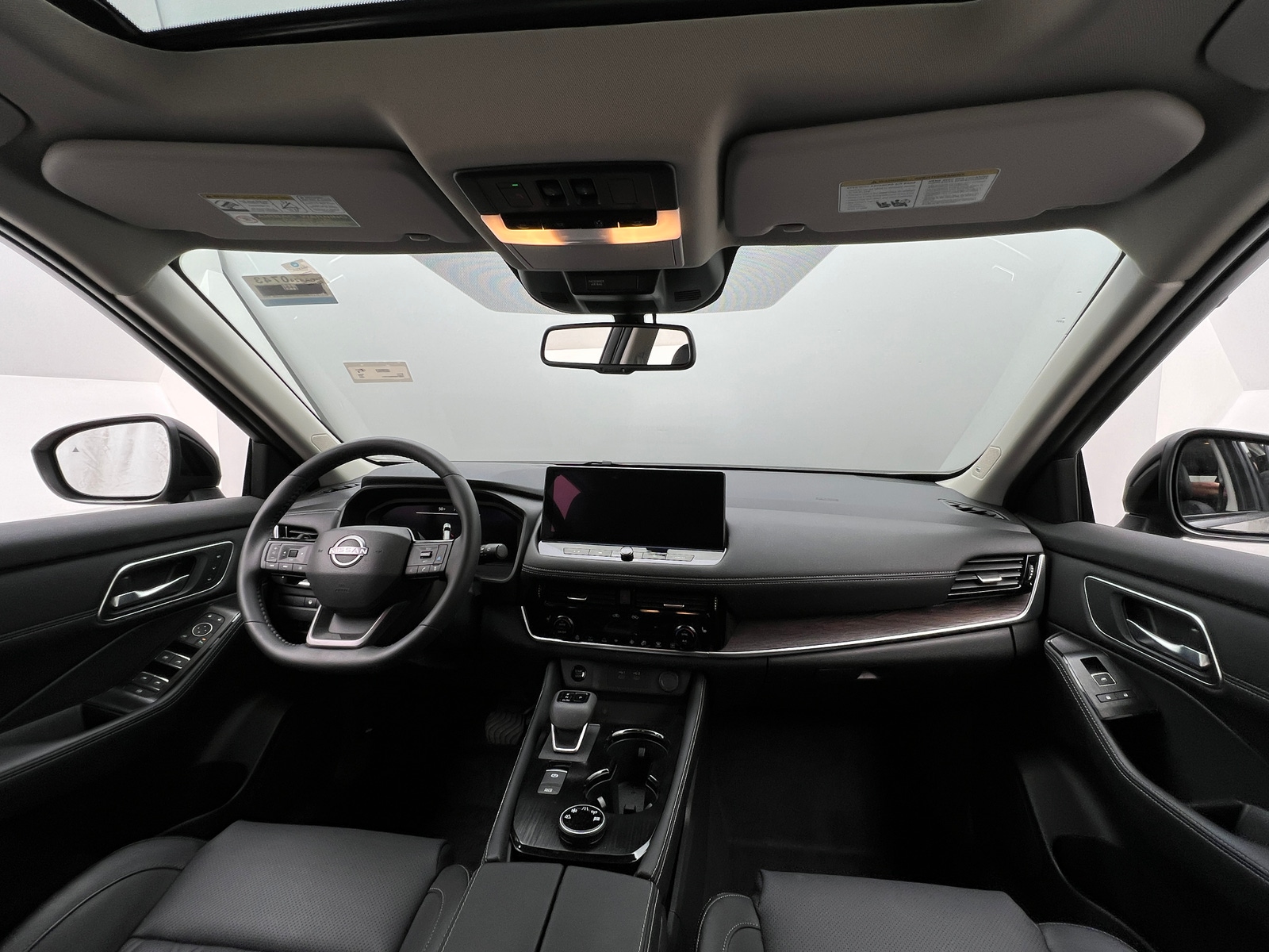 Thumbnail: 2025 Nissan Rogue - 2