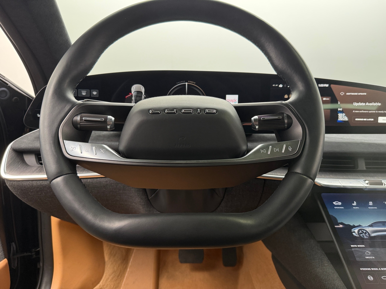 Thumbnail: 2023 Lucid Air - 4