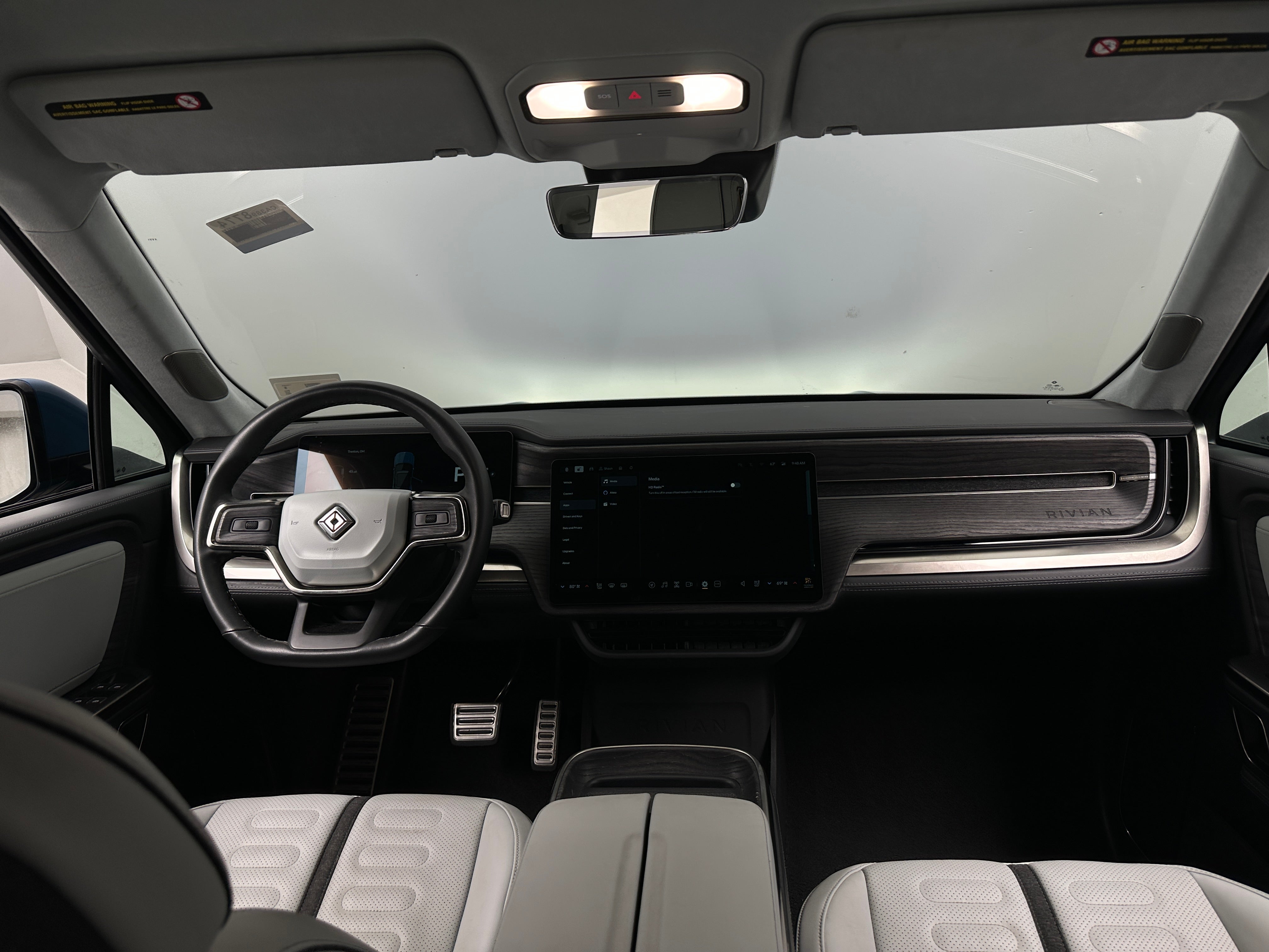 Used 2023 Rivian R1S Adventure with VIN 7PDSGABA8PN021393 for sale in Oak Creek, WI