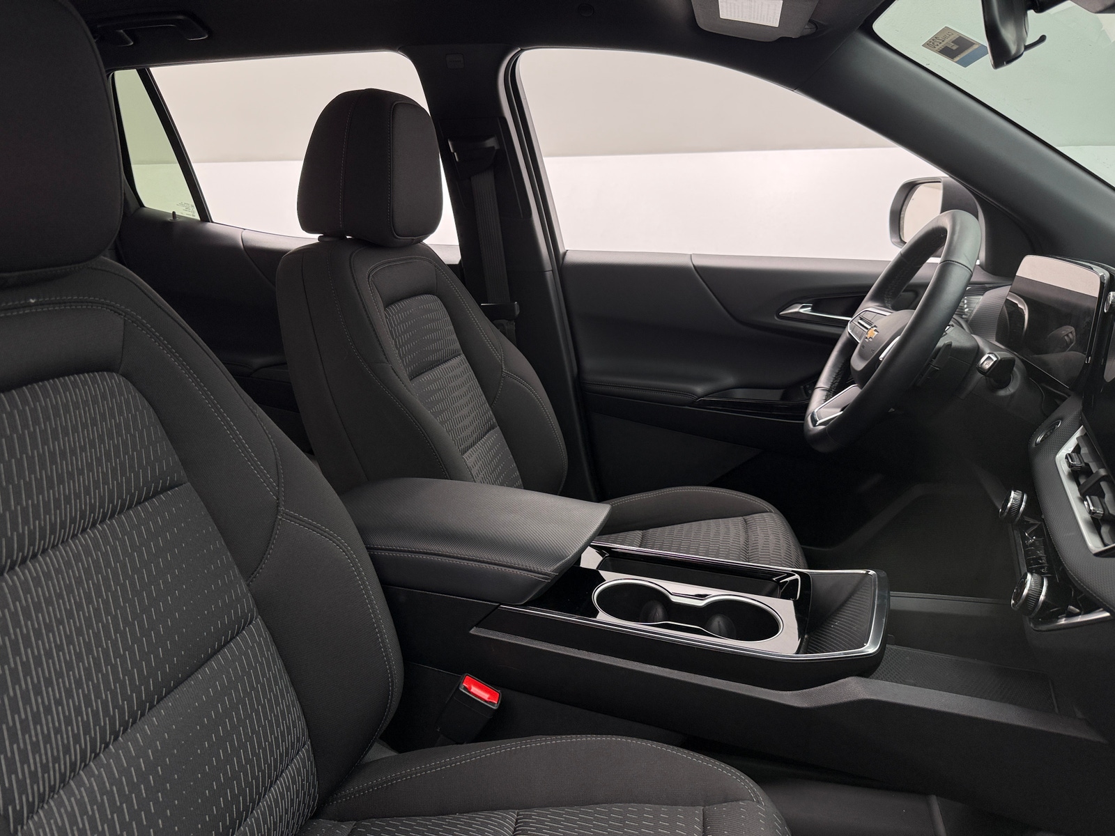 Thumbnail: 2025 Chevrolet Equinox - 2