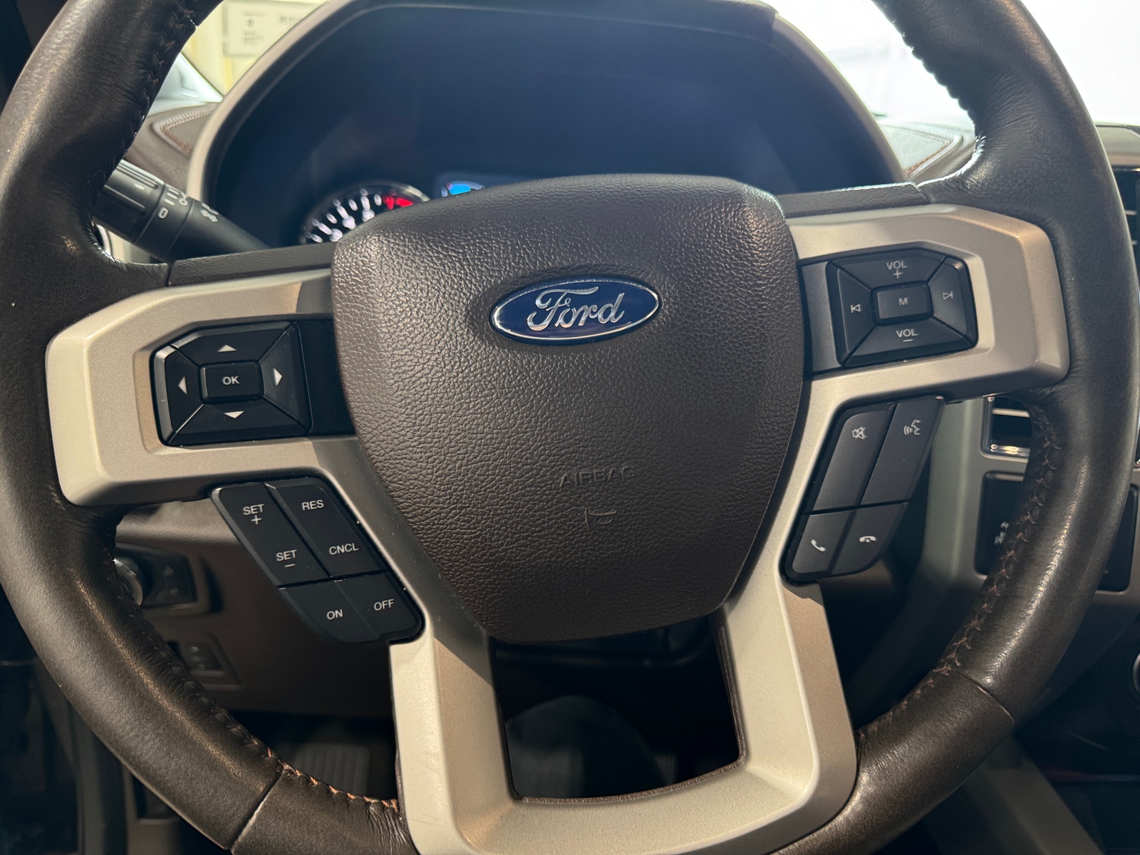 Thumbnail: 2019 Ford Econoline - 4