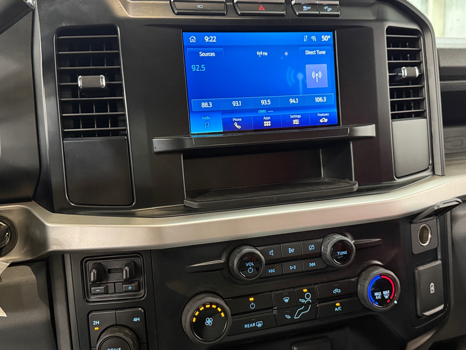 Thumbnail: 2024 Ford Econoline - 4