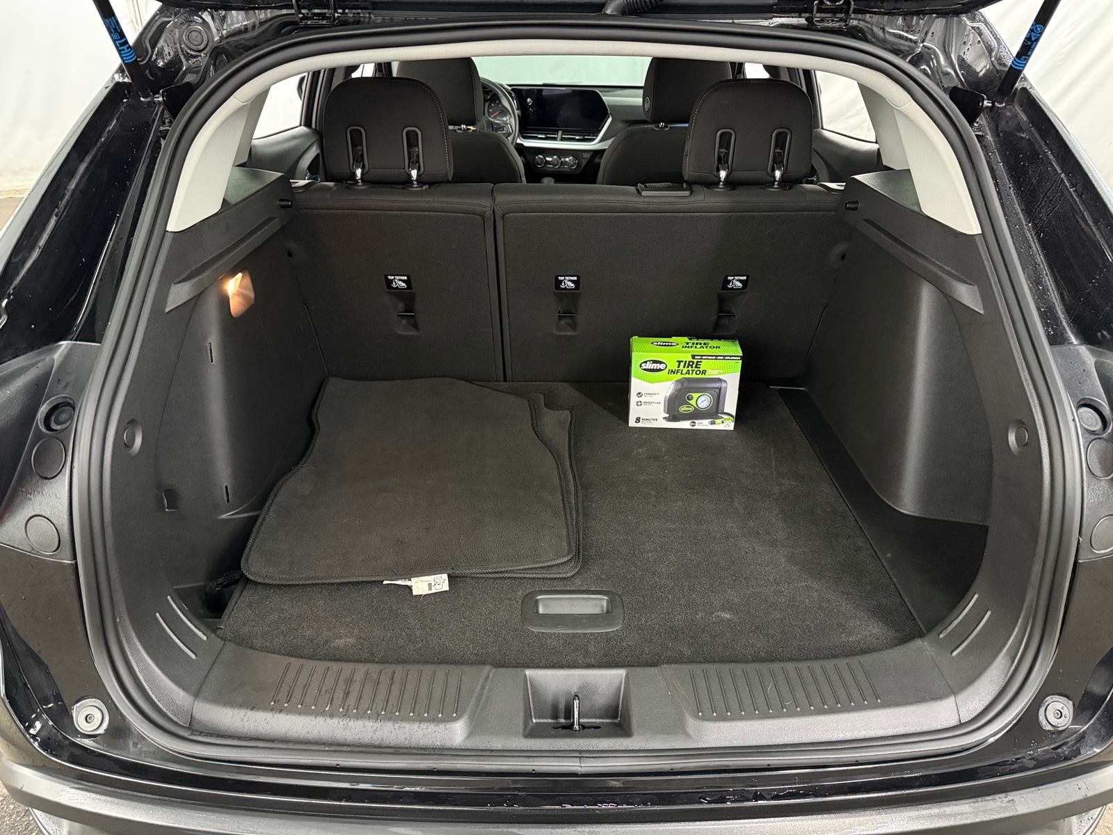 Thumbnail: 2024 Chevrolet Trax - 7