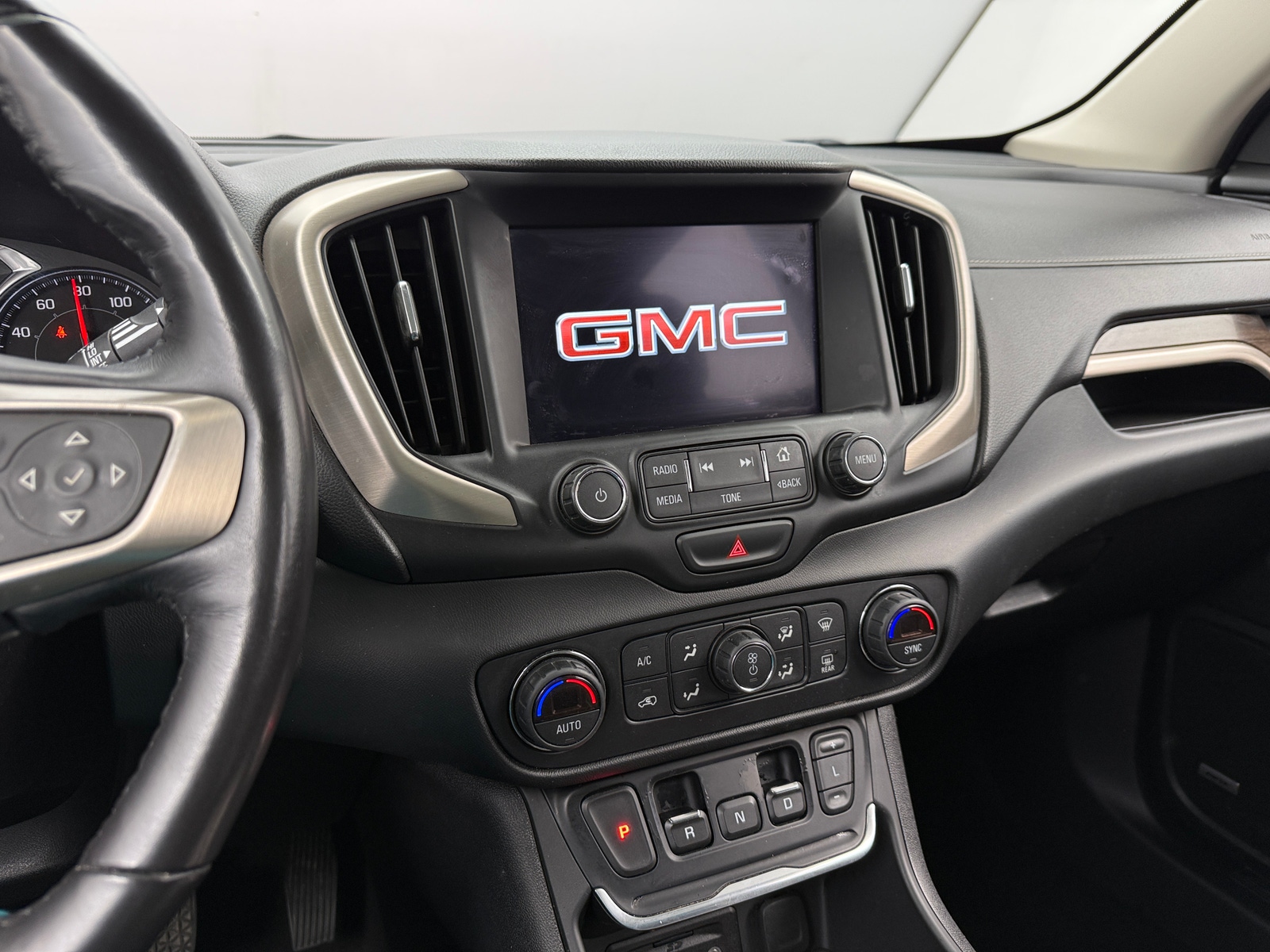 Thumbnail: 2018 GMC Terrain - 3