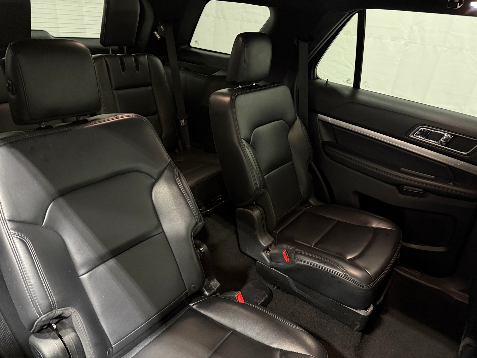 Thumbnail: 2019 Ford Explorer - 5