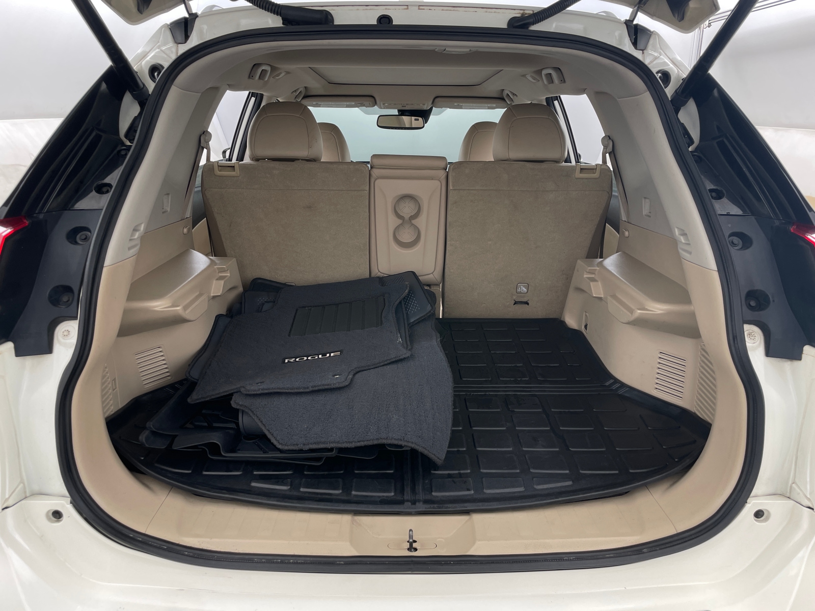 Thumbnail: 2017 Nissan Rogue - 6