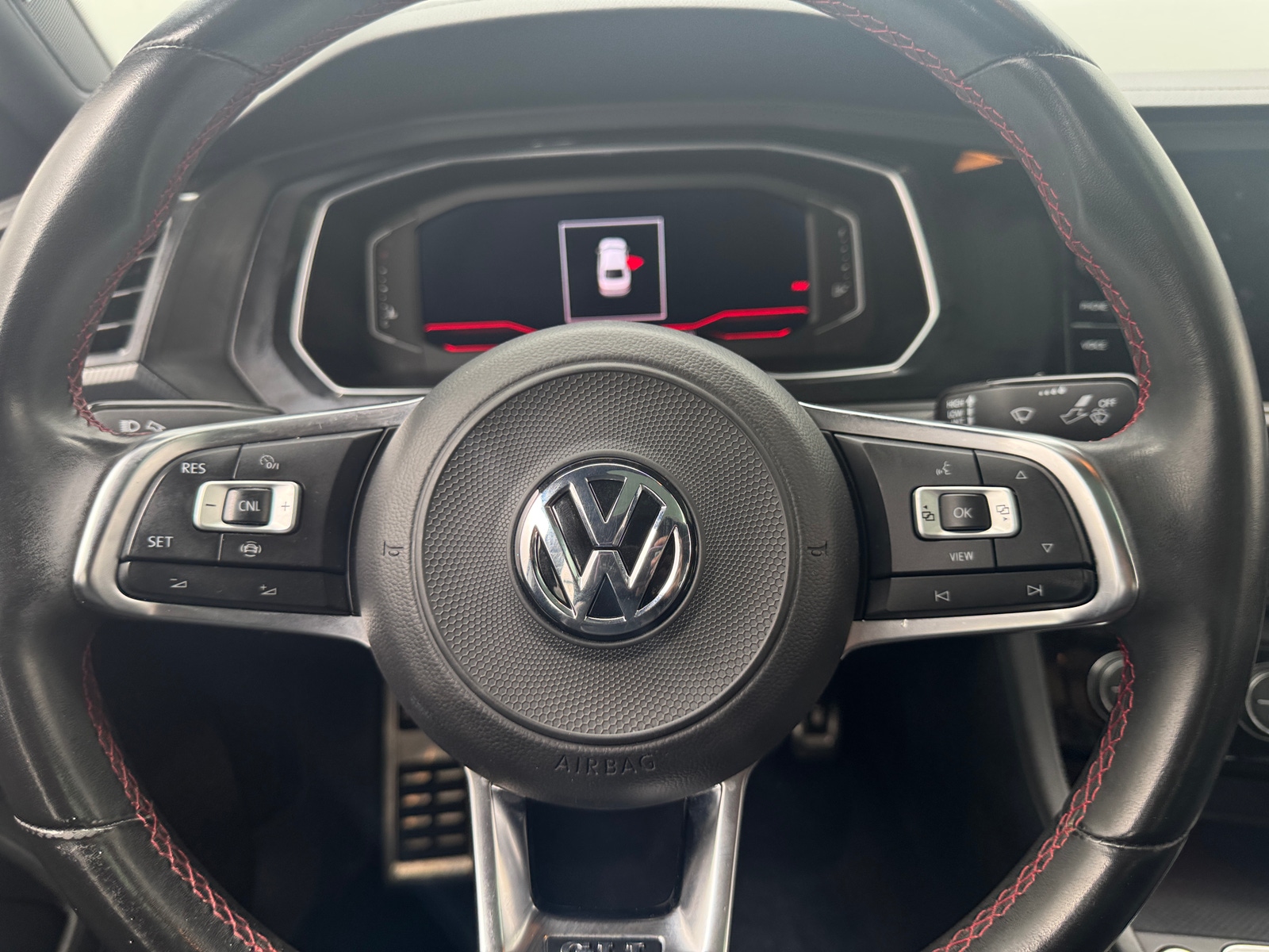 Thumbnail: 2019 Volkswagen Jetta - 4
